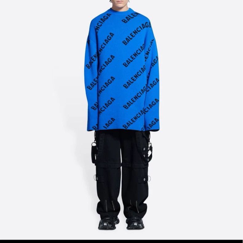 Balenciaga Balenciaga Blue lettering camouflage print sweater Size US S / EU 44-46 / 1 - 1 Thumbnail