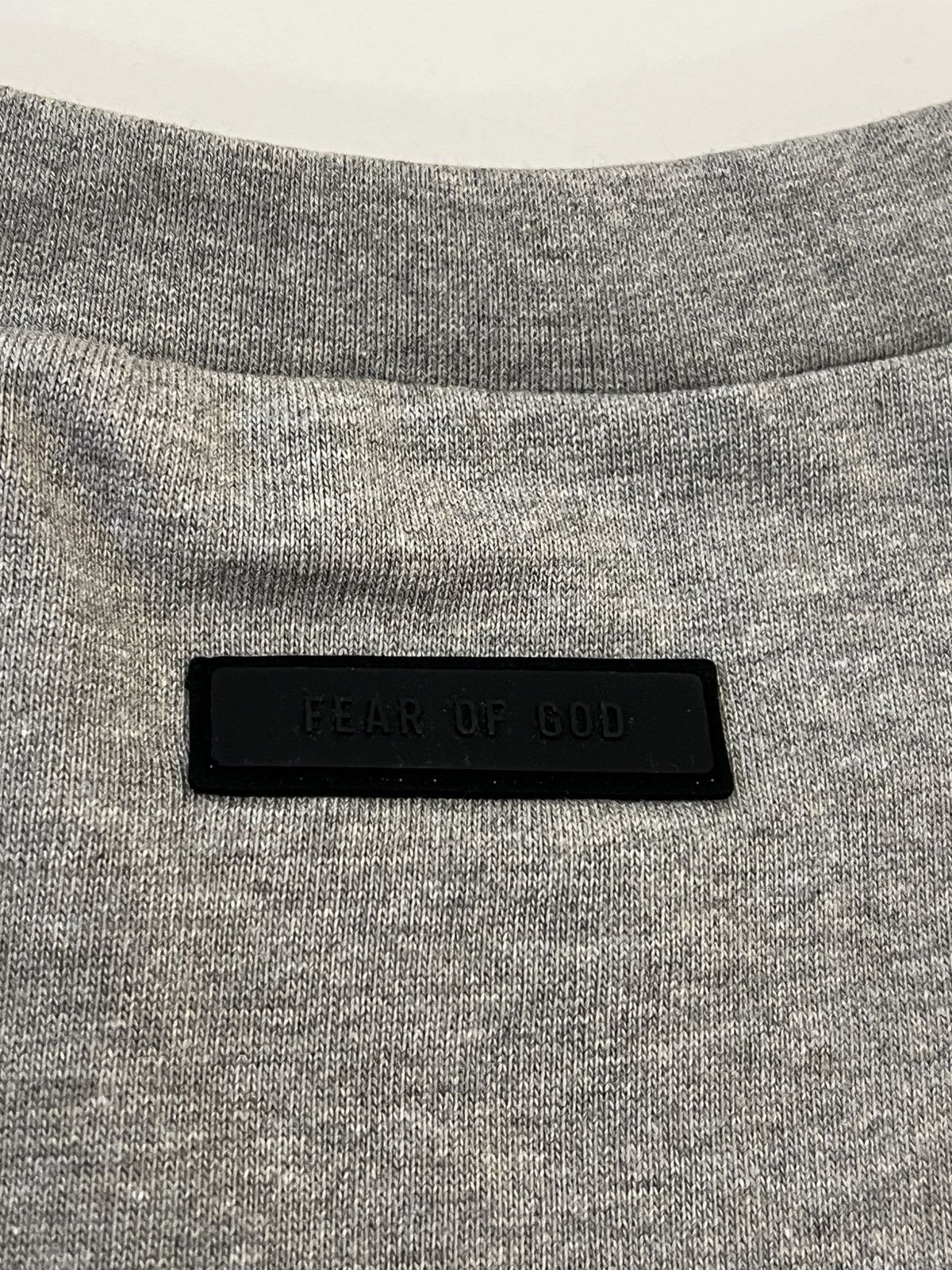 Fear of God Fear Of God Essential Heavy Jersey Tee Dark Heather Oatmeal Size US XL / EU 56 / 4 - 4 Thumbnail