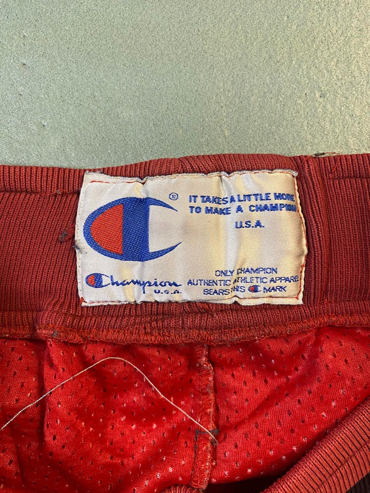Champion × NBA Vintage champion chciago bulls shorts Size US 34 / EU 50 - 5 Thumbnail