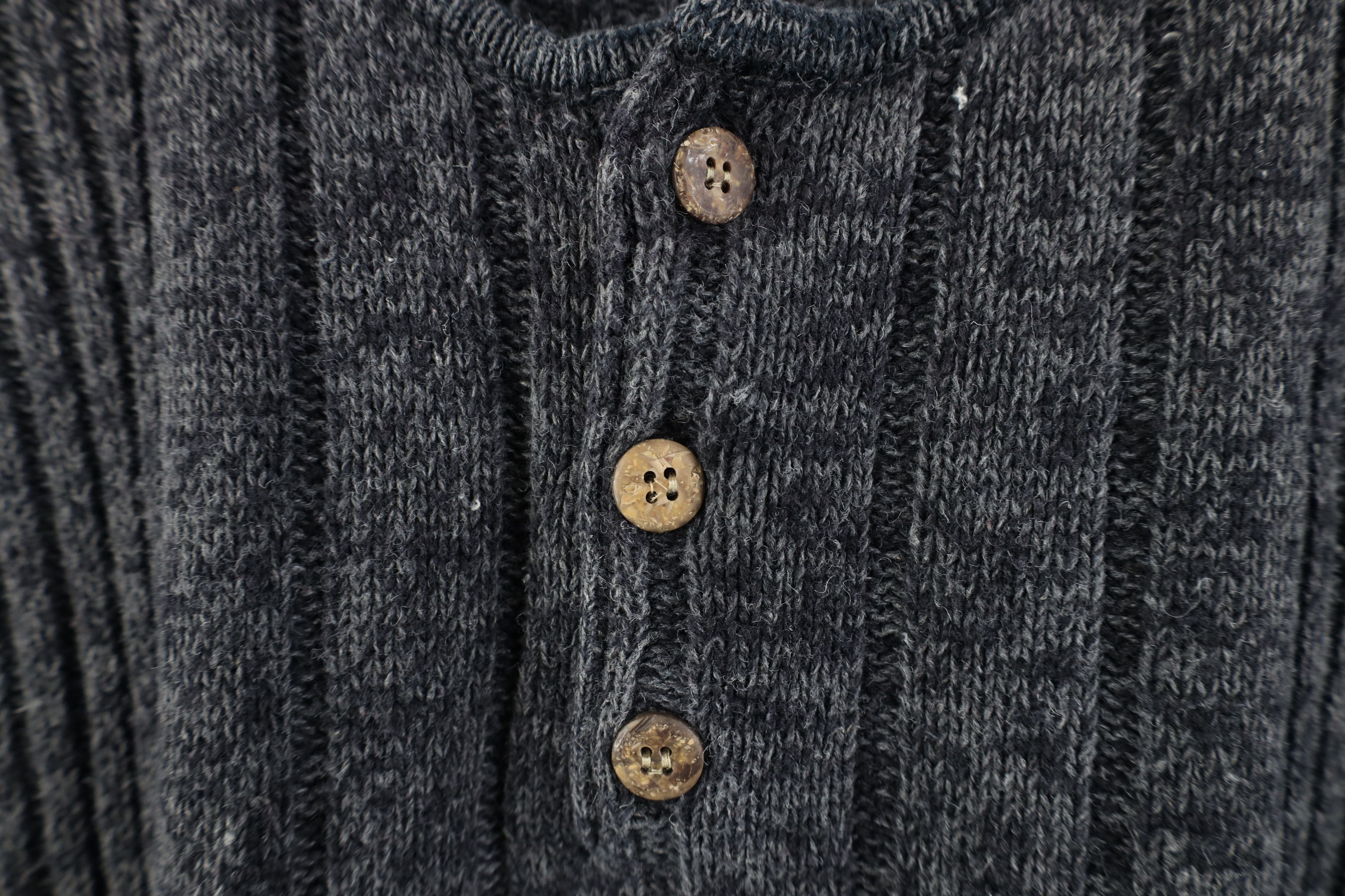Vintage Vintage 90s Streetwear Ribbed Knit Henley Sweater Gray Size US XL / EU 56 / 4 - 5 Thumbnail