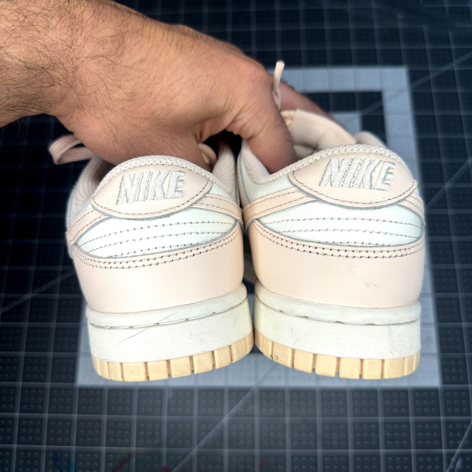 Nike Nike Dunk Low Wmns 'Orange Pearl' Size US 7 / IT 37 - 13 Thumbnail