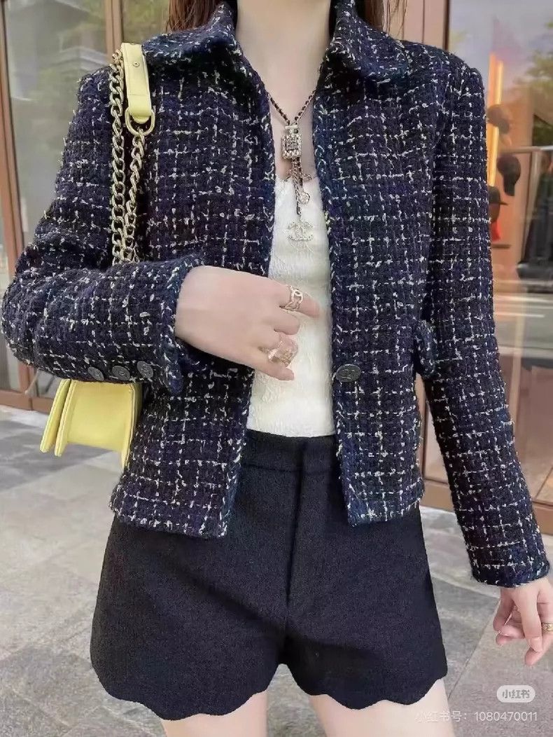 Chanel Chanel 22B blue and yellow plaid tweed jacket Size XXS / US 00 / IT 34 - 9 Thumbnail
