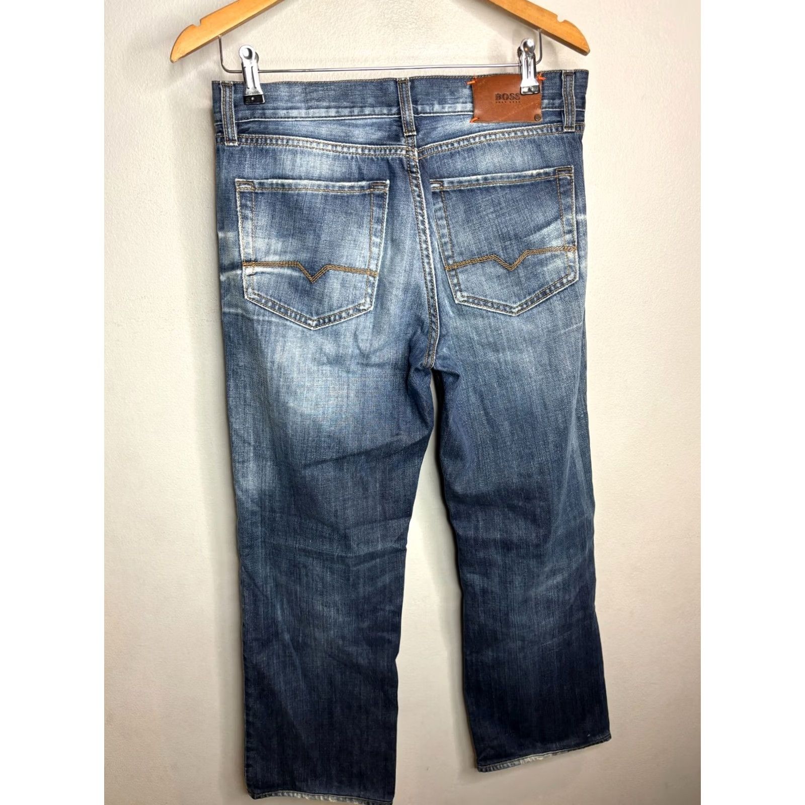 Hugo Boss Hugo Boss Jeans Mens W34 L34 Blue Candiani Denim Italian Straight 5617 8/10 Condition Distressed Regular Inseam 28in USA Classic Modern 043025-5617 Size US 33 - 4 Thumbnail
