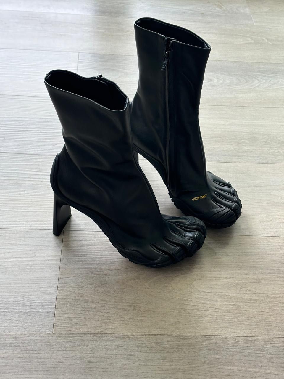 Balenciaga Leather Vibram Five Fingers Heeled Sock Boots Size US 6 / IT 36 - 6 Thumbnail