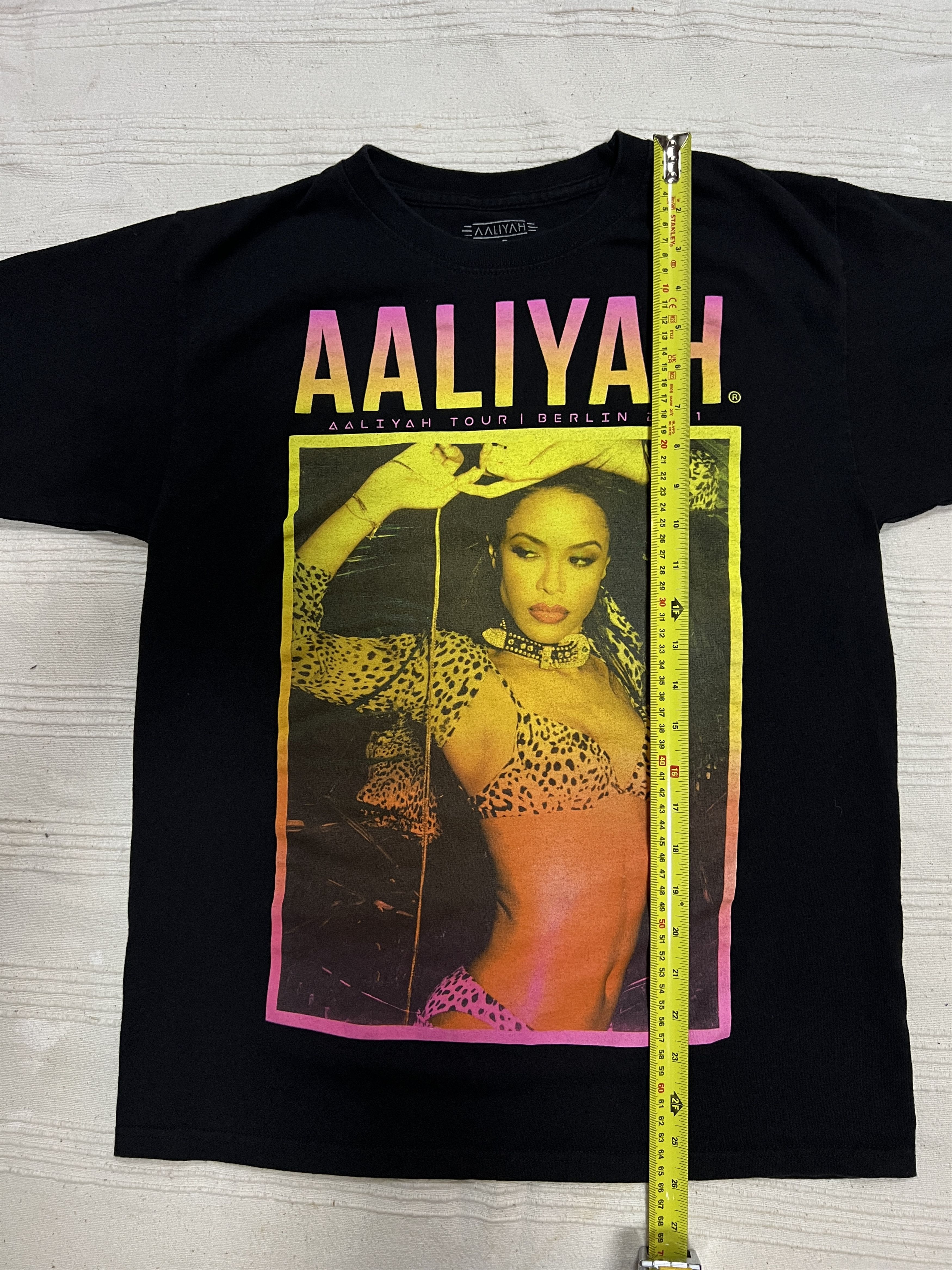 Band Tees AALIYAH TOUR BERLIN 2001 Size US S / EU 44-46 / 1 - 5 Thumbnail