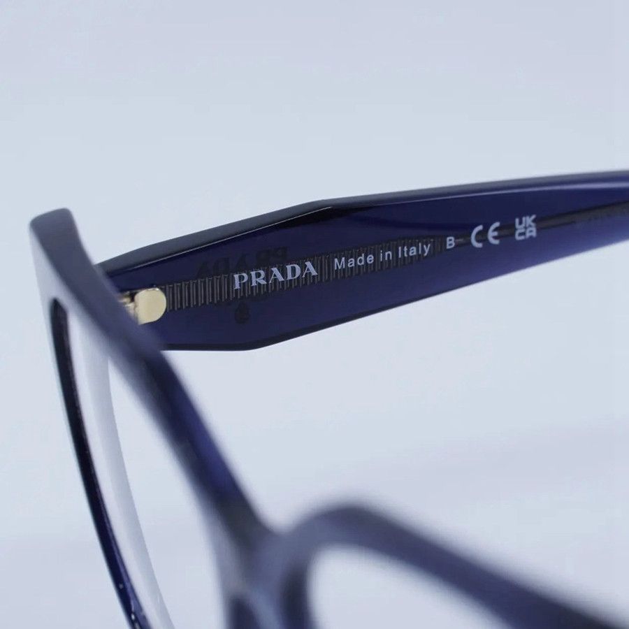Prada VINTAGE Luxury Prada Sunglasses Size ONE SIZE - 3 Thumbnail