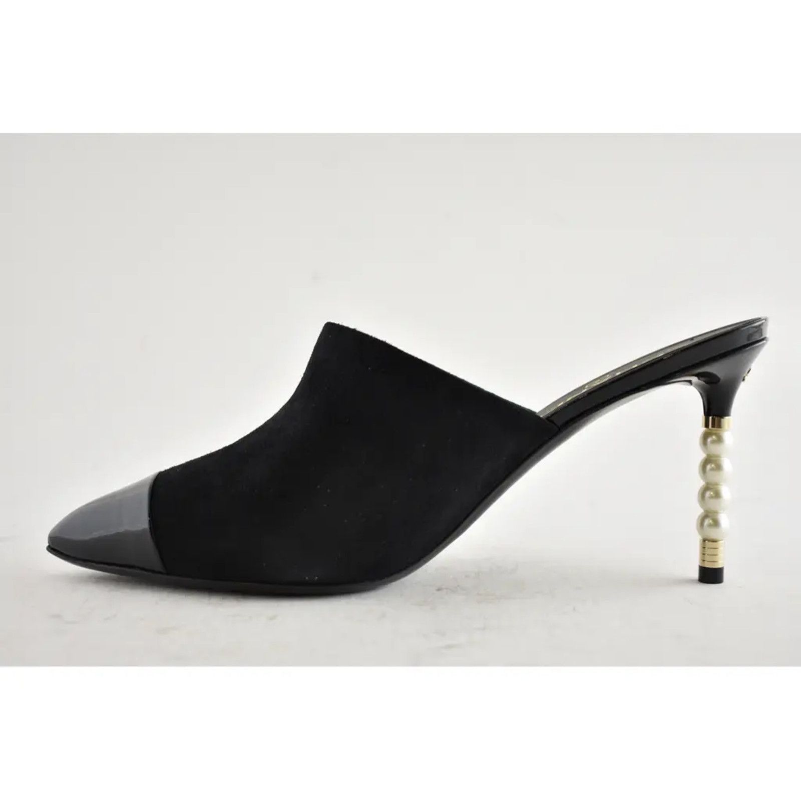 Chanel 20C Paris In Rome Pearl Suede CC Mule Slide Heel Pump 42 Size US 12 / IT 42 - 5 Thumbnail