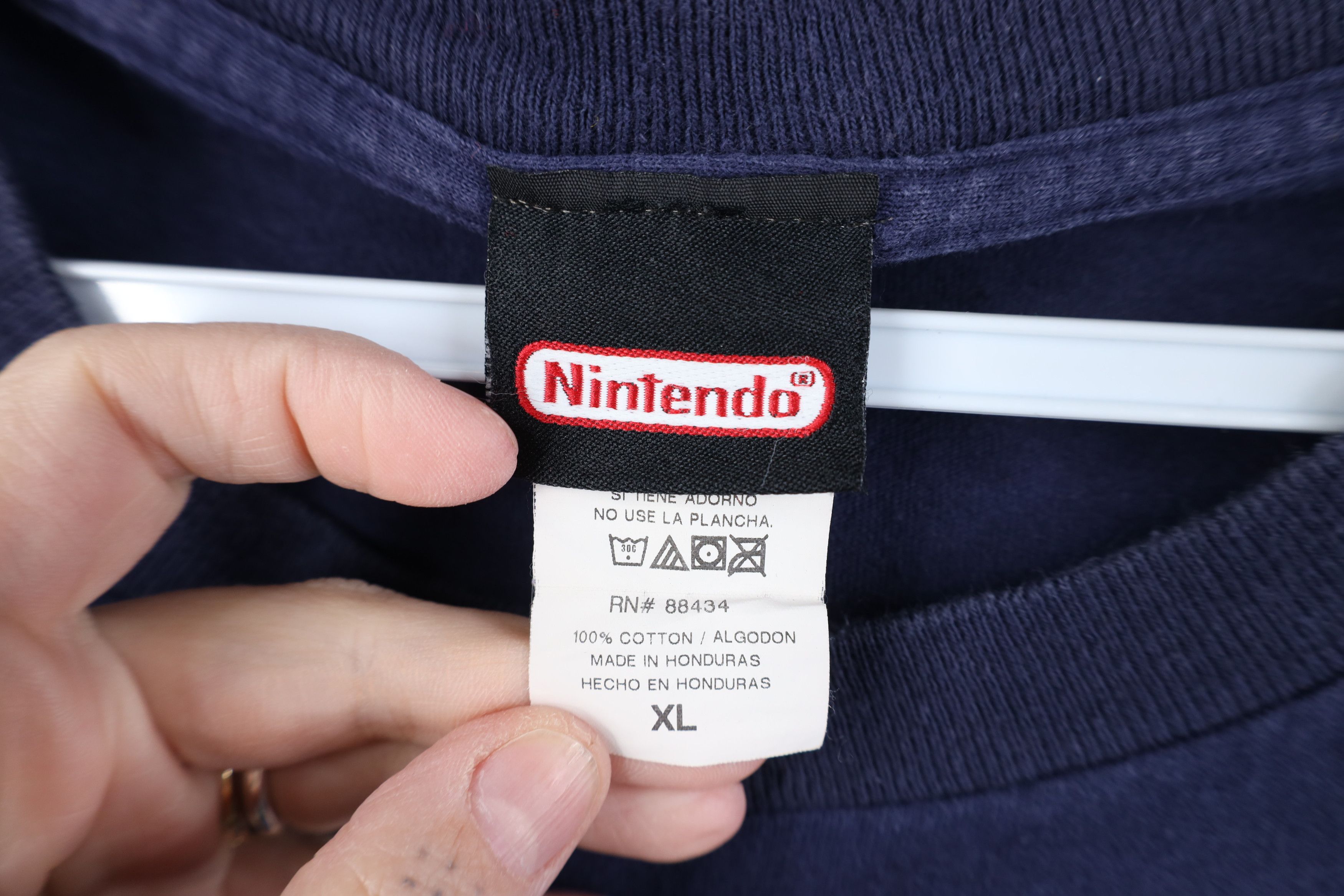 Nintendo Vintage Y2K 2006 Nintendo Dr Mario Game Short Sleeve T-Shirt Size US XL / EU 56 / 4 - 11 Thumbnail