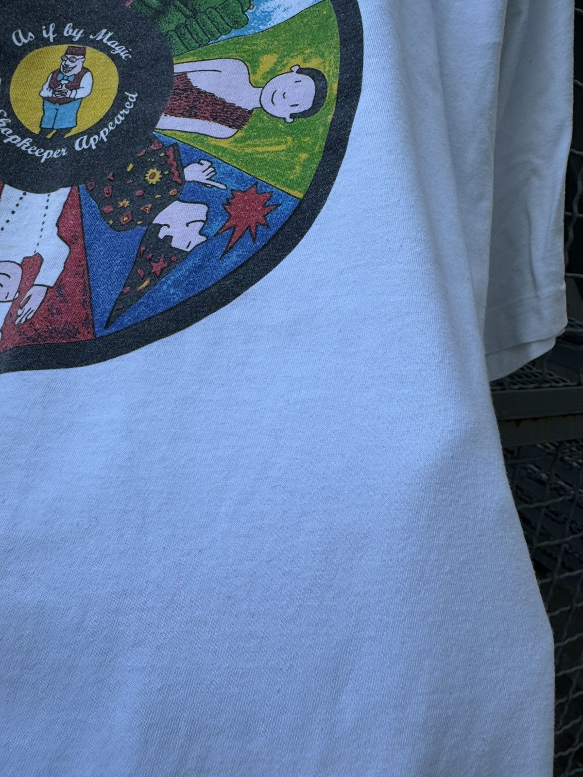 Vintage Vintage Mr. Benn T-shirt 1994 David McKee King Rollo Tee Size US XL / EU 56 / 4 - 10 Thumbnail