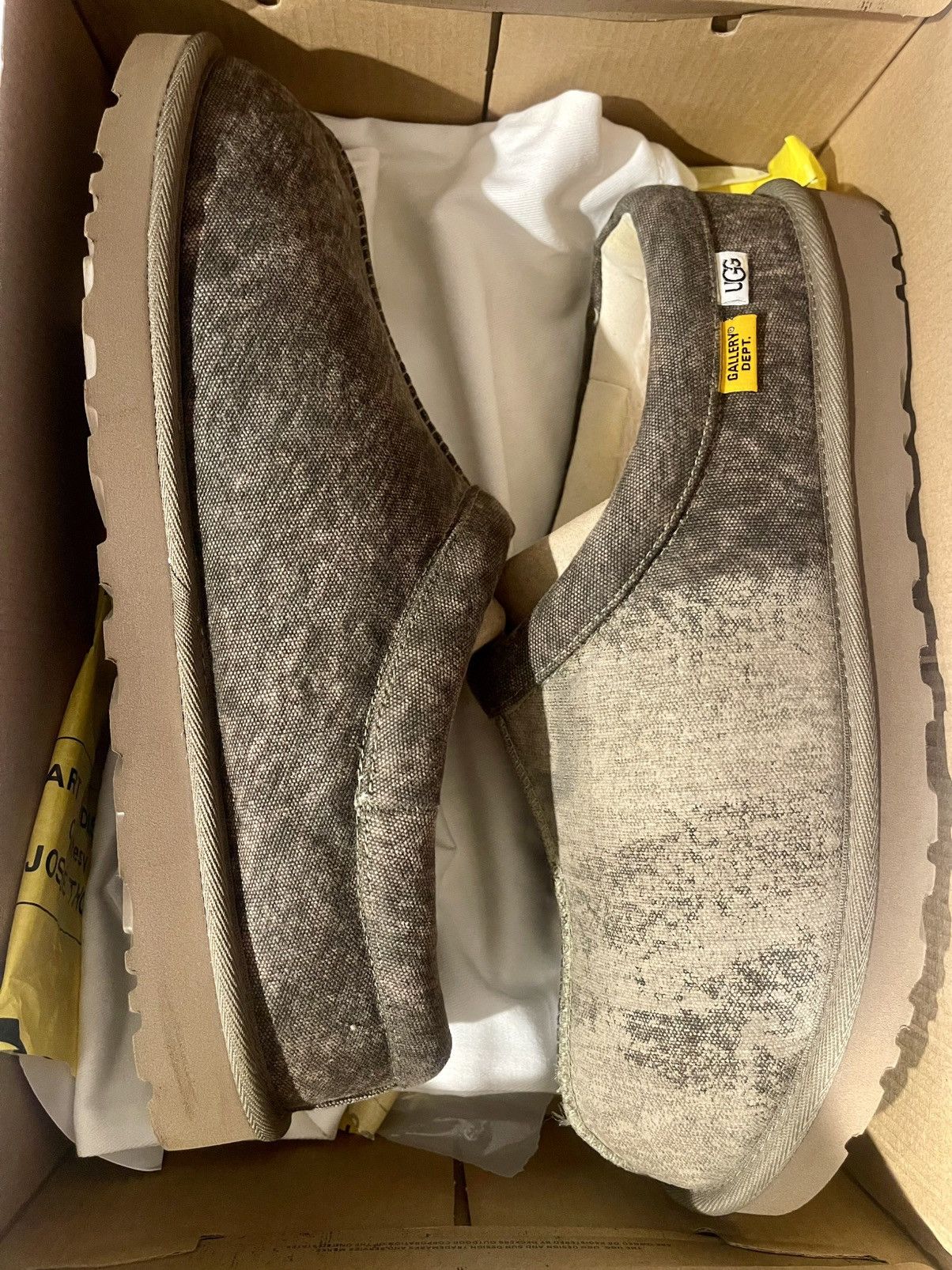 Gallery Dept. × Ugg Gallery Dept. x UGG Tasman Slipper Green Canvas Size US 11 / EU 44 - 11 Thumbnail