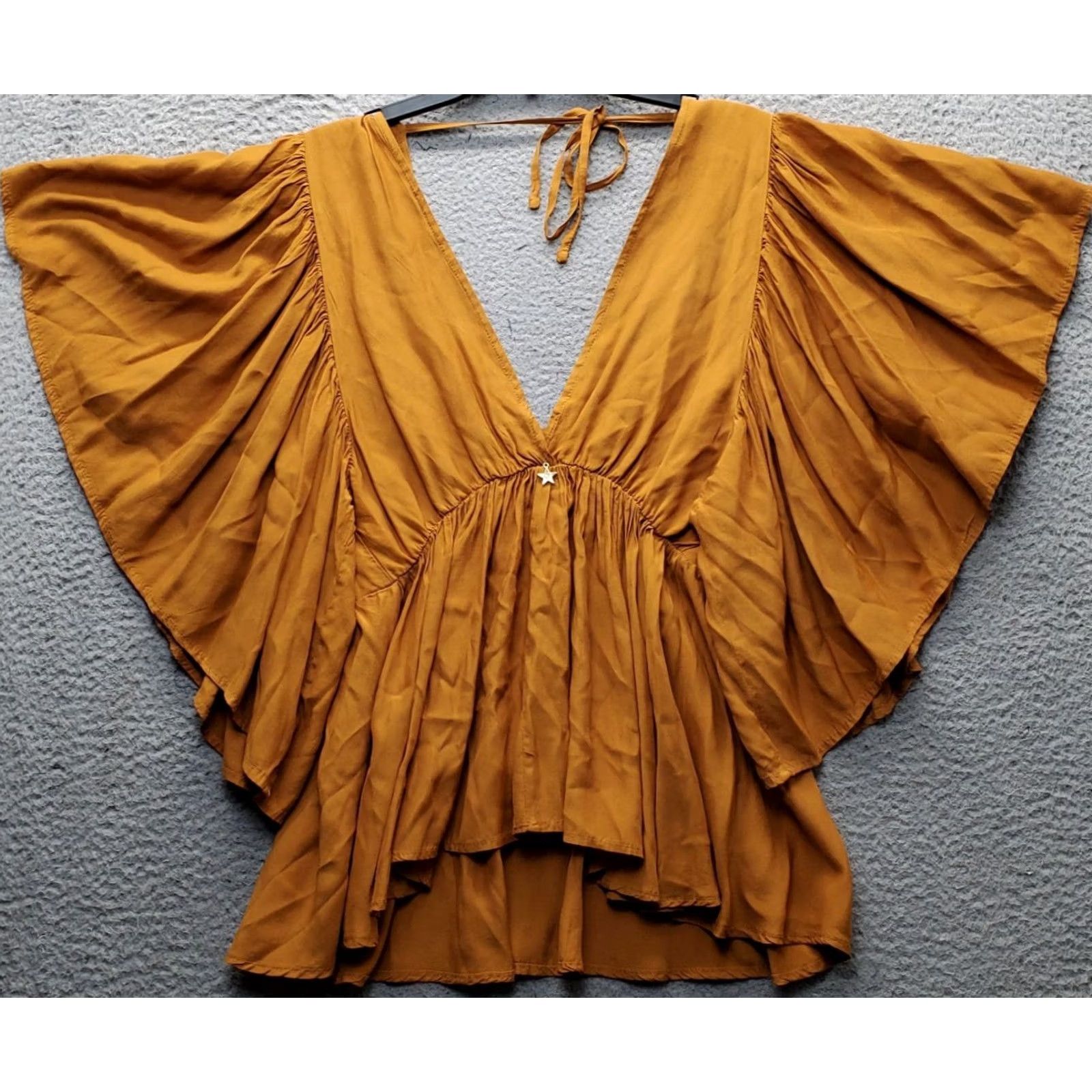 Vintage Souvenir Blouse Womens M Tan Boho Butterfly Sleeve V-Neck Tie Back Shirt Mens? Size M / US 6-8 / IT 42-44 - 2 Thumbnail
