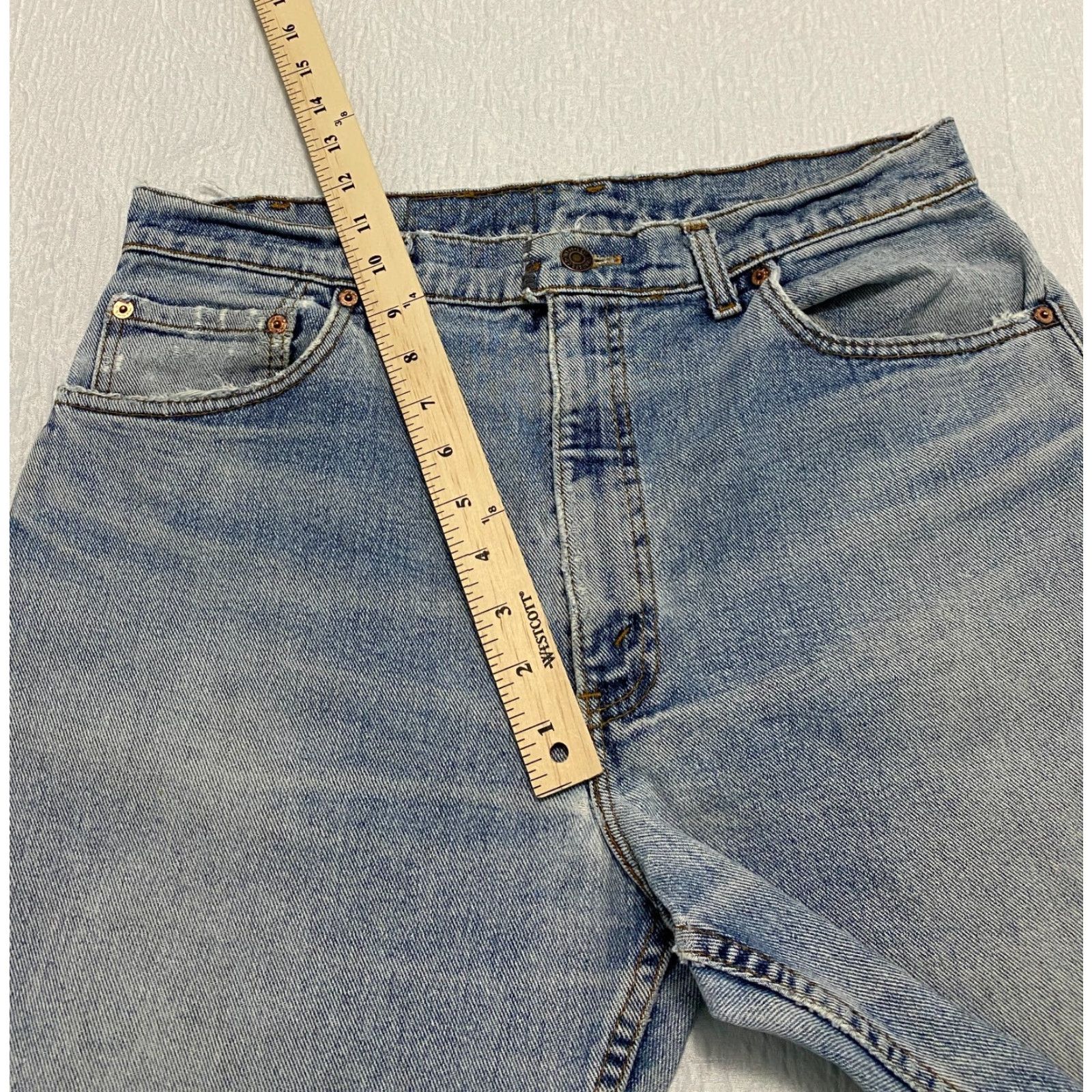Levi's VINTAGE Levi's Jeans 852 USA Blue 34×32 Regular Men’s 100% Cotton Denim Straight 5-Pocket Size US 34 / EU 50 - 2 Thumbnail
