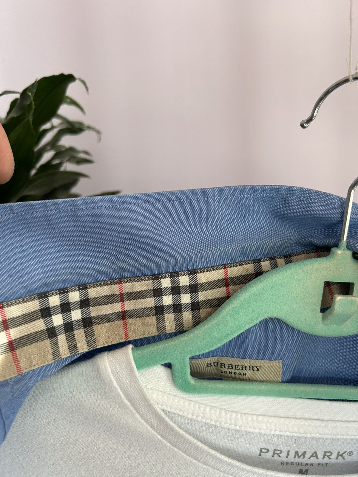Burberry Burberry Shirt Pattern Checked Button Ups Size US L / EU 52-54 / 3 - 10 Thumbnail