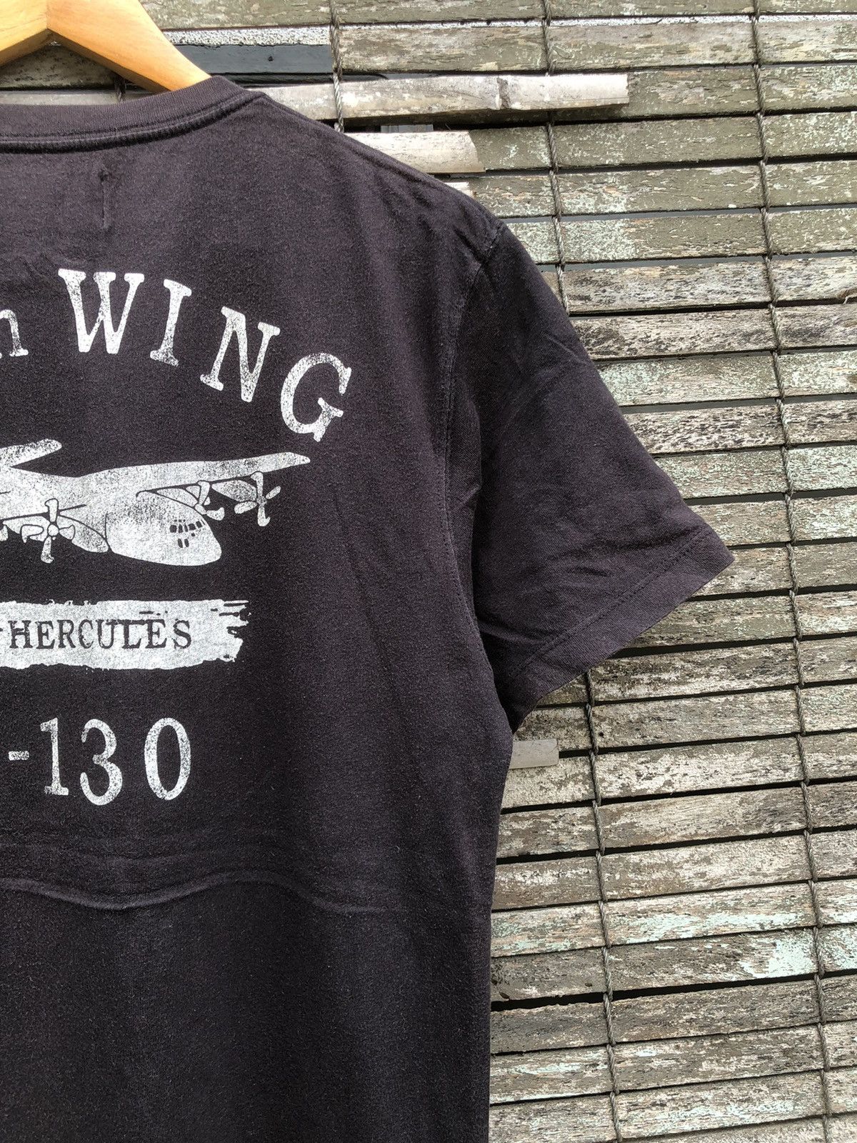 Avirex Vintage Sunfaded Avirex Tenth Air Force Big Logo Tee Size US M / EU 48-50 / 2 - 15 Thumbnail