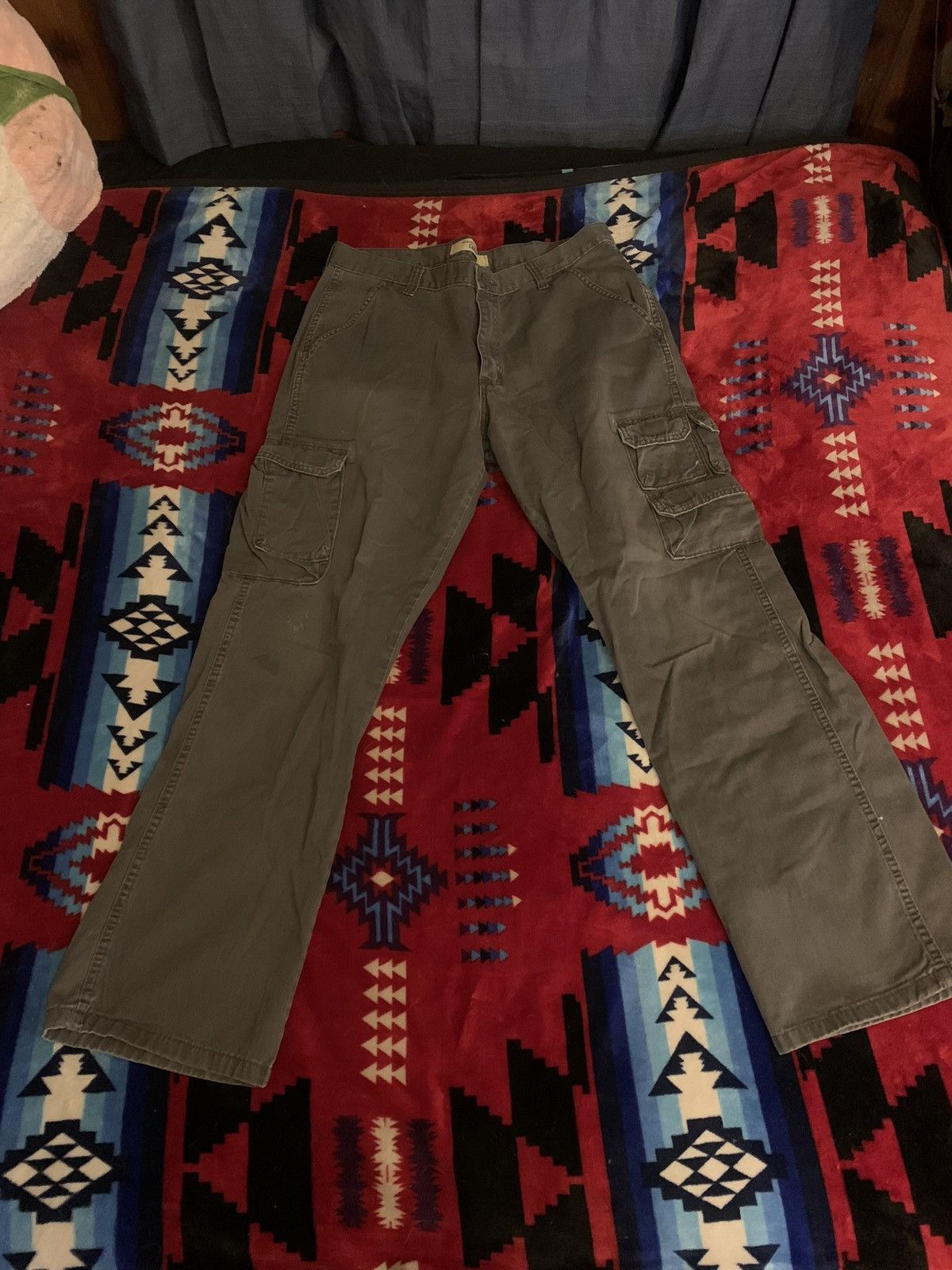 Wrangler Wrangler grey cargo pants Size US 34 / EU 50 - 1 Thumbnail