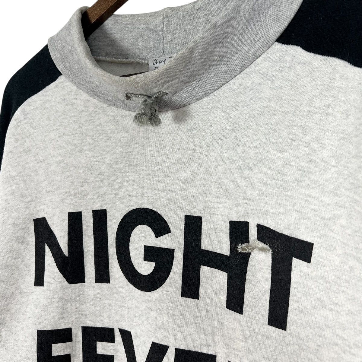 Moschino 90s Vintage MOSCHINO “night fever” Mock Neck Sweatshirt Size US XL / EU 56 / 4 - 4 Thumbnail
