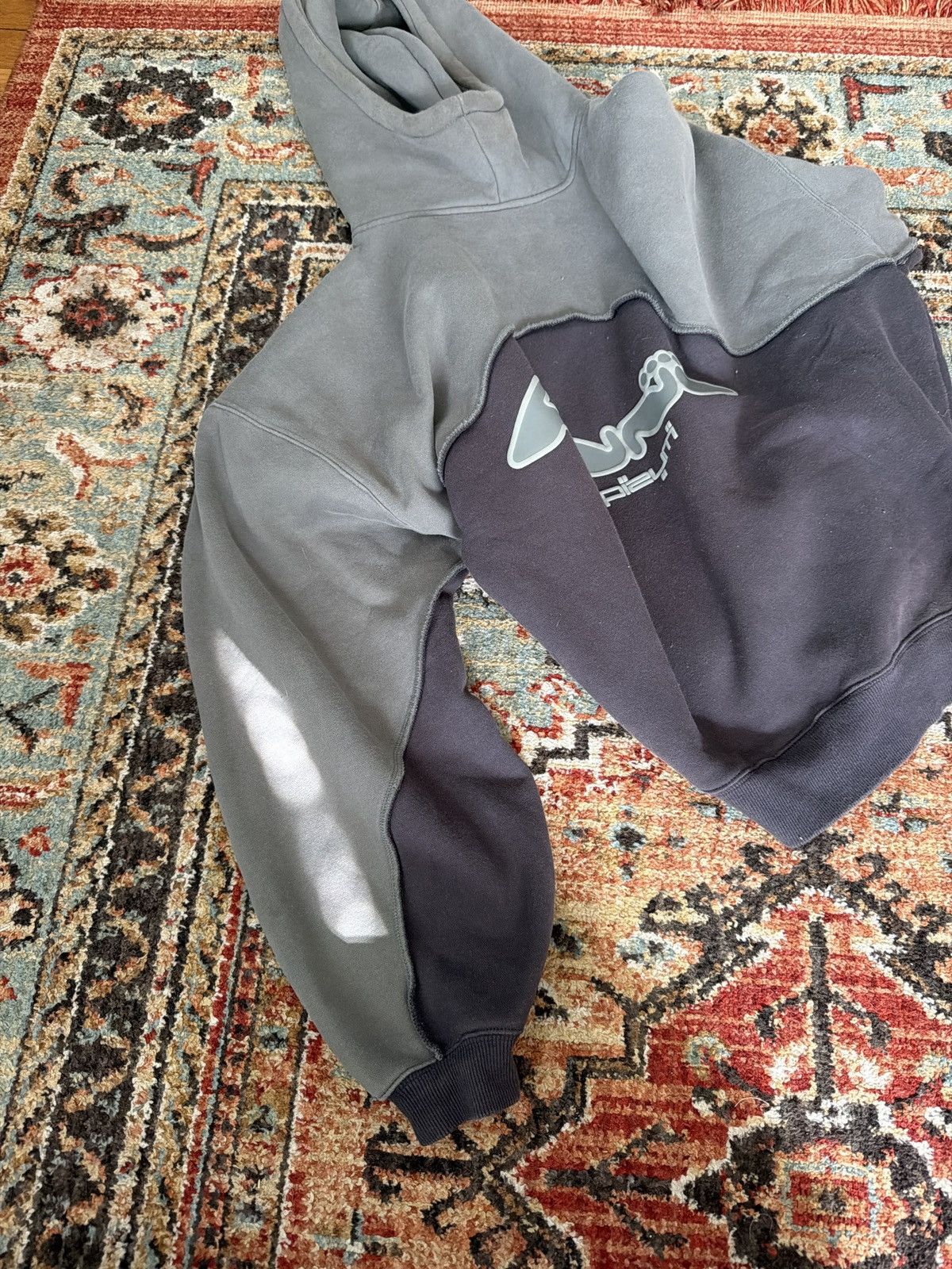 HUNI Design HUNI Design Huni hoodie Size US L / EU 52-54 / 3 - 3 Thumbnail