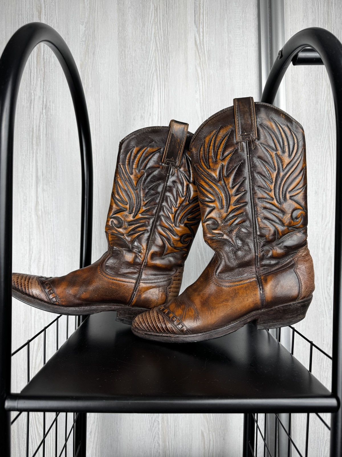 Cowboy Equipment Vintage Cowboy Western Leather Faded distressed boots sz 38 Size US 8 / IT 38 - 1 Thumbnail