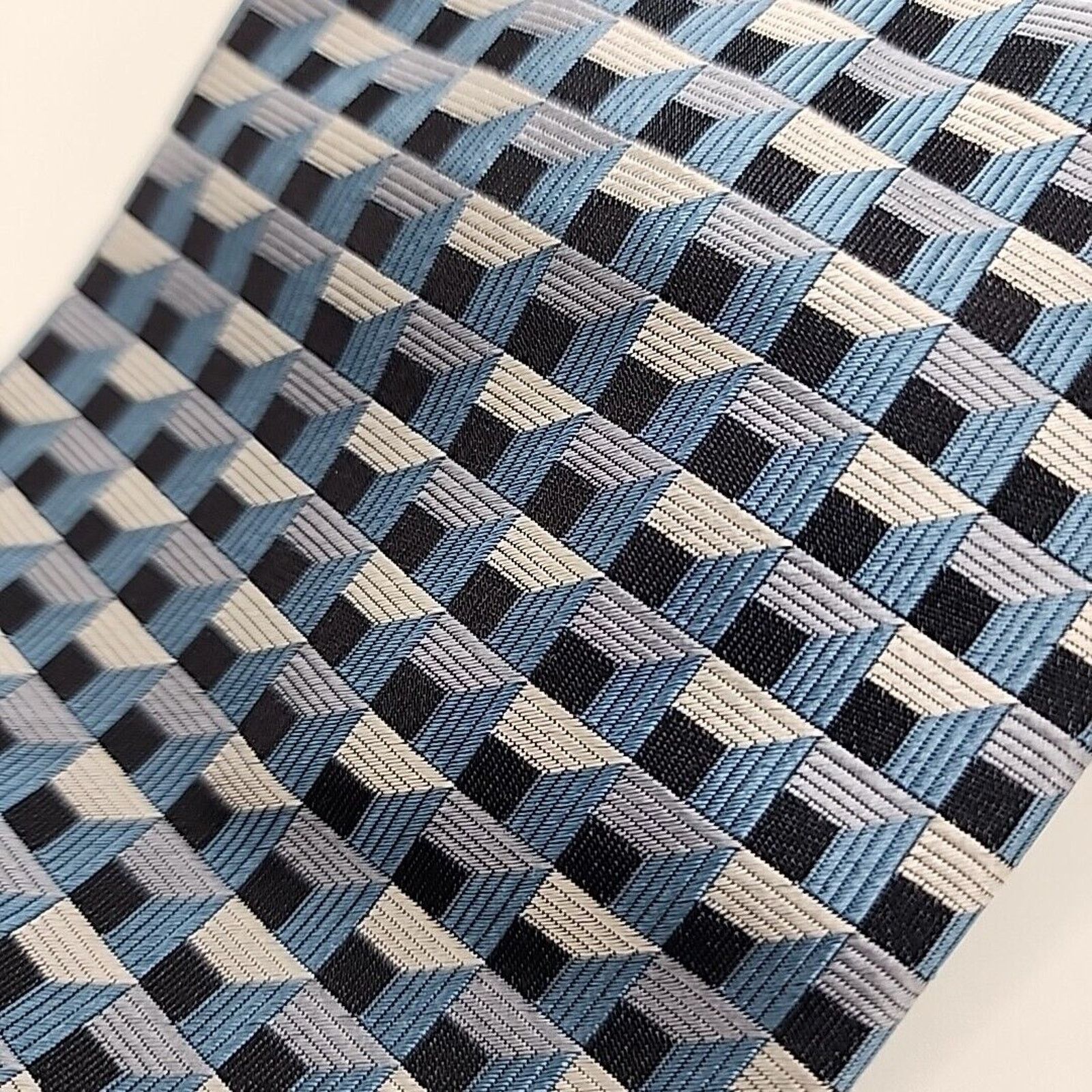 Other Emilio Romano Blue & Silver Geometric Silk Necktie, Italy Size ONE SIZE - 4 Thumbnail