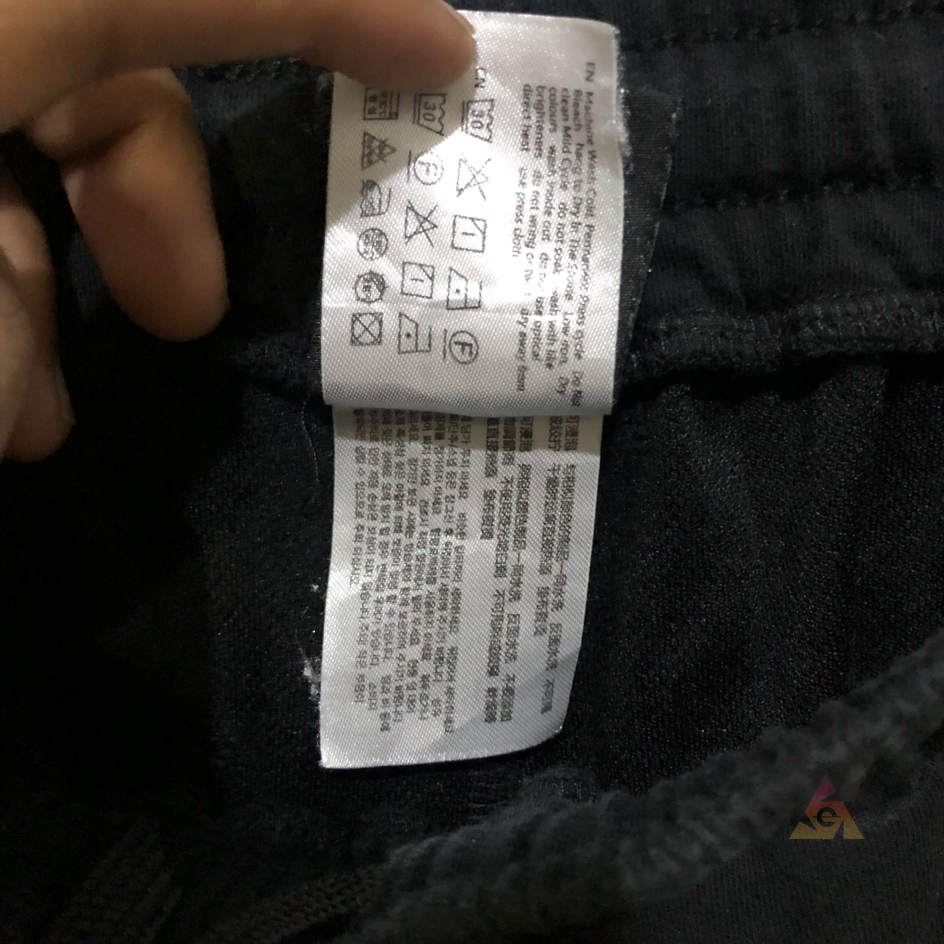 Who A.U. WHO A.U Shorts Pants Size US 30 / EU 46 - 8 Thumbnail