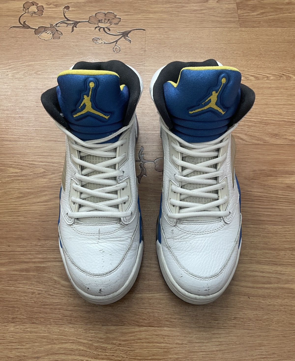 Jordan Brand Nike Air Jordan 5 Retro 2013 Laney Size US 9,5 136027-189 Size US 9.5 / EU 42-43 - 2 Thumbnail