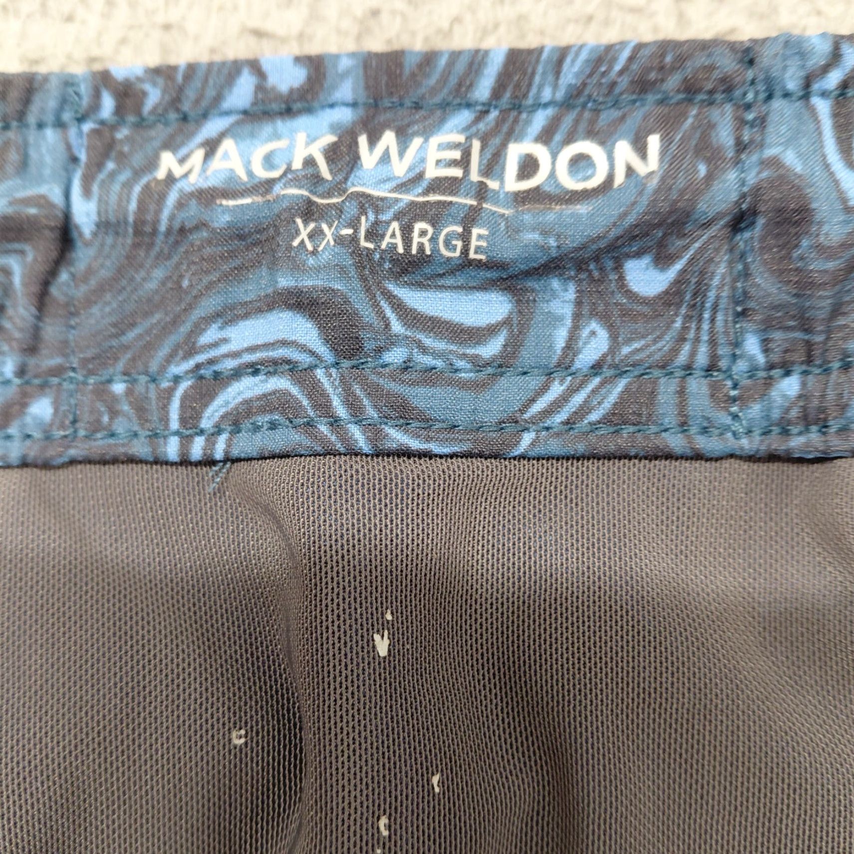 Vintage **Mack Weldon Surf Drawstring XXL Blue Waves Swim Trunks** User: **Mack Weldon Blue Waves XXL Surf Drawstring Swim Trunks** Size ONE SIZE - 3 Thumbnail