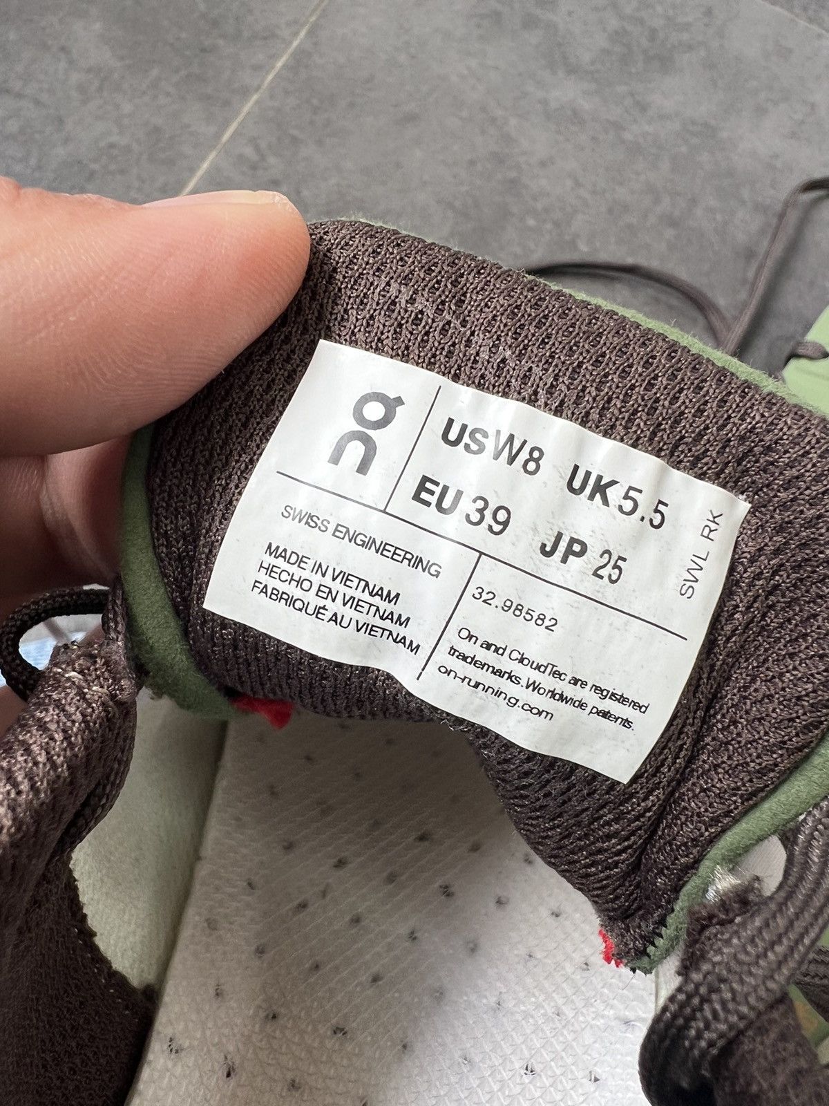 Loewe × On Loewe x On Running Size US 8 / IT 38 - 11 Thumbnail