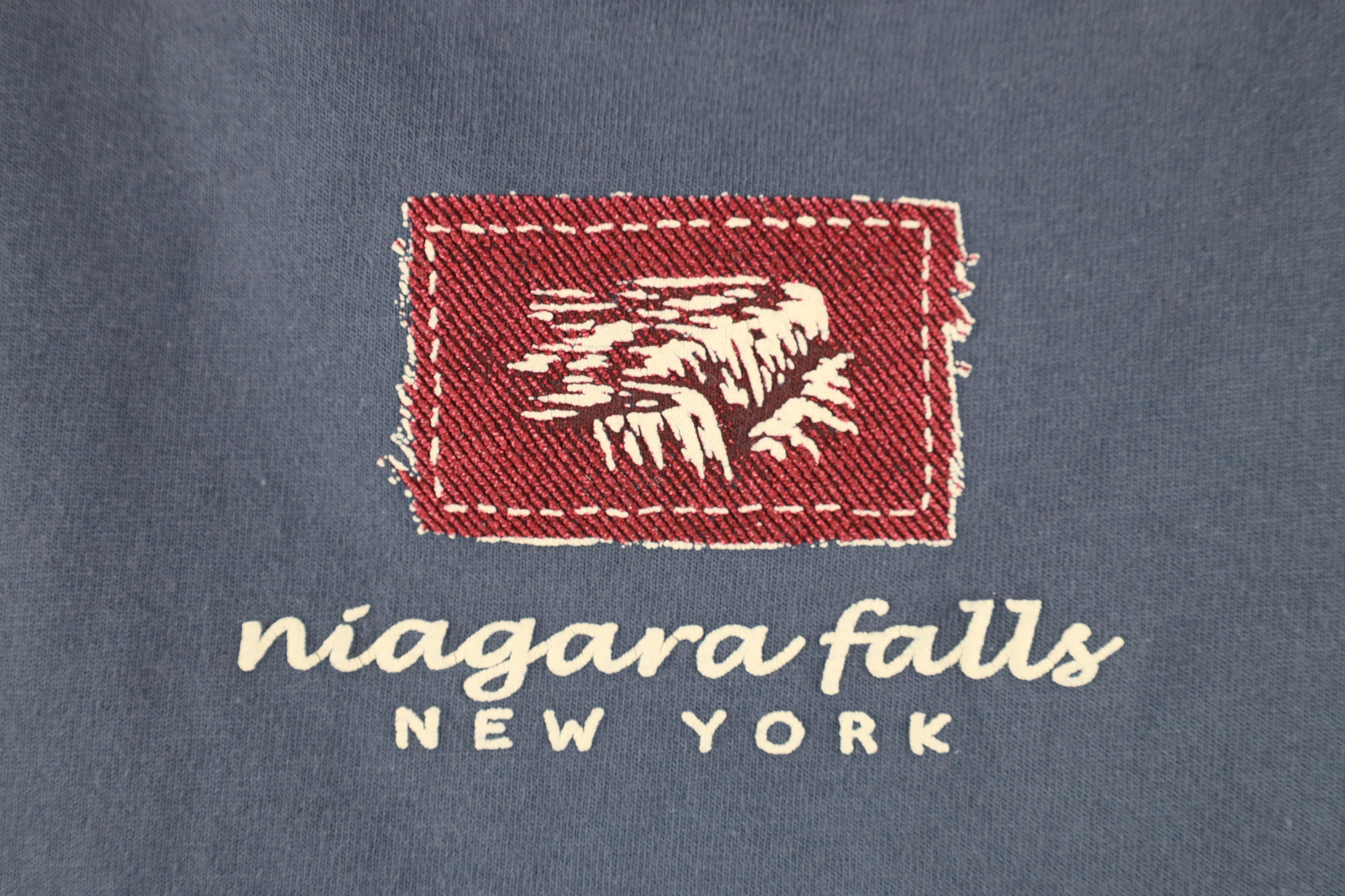 Vintage Vintage 90s Streetwear Niagara Falls New York T-Shirt US Size US L / EU 52-54 / 3 - 4 Thumbnail