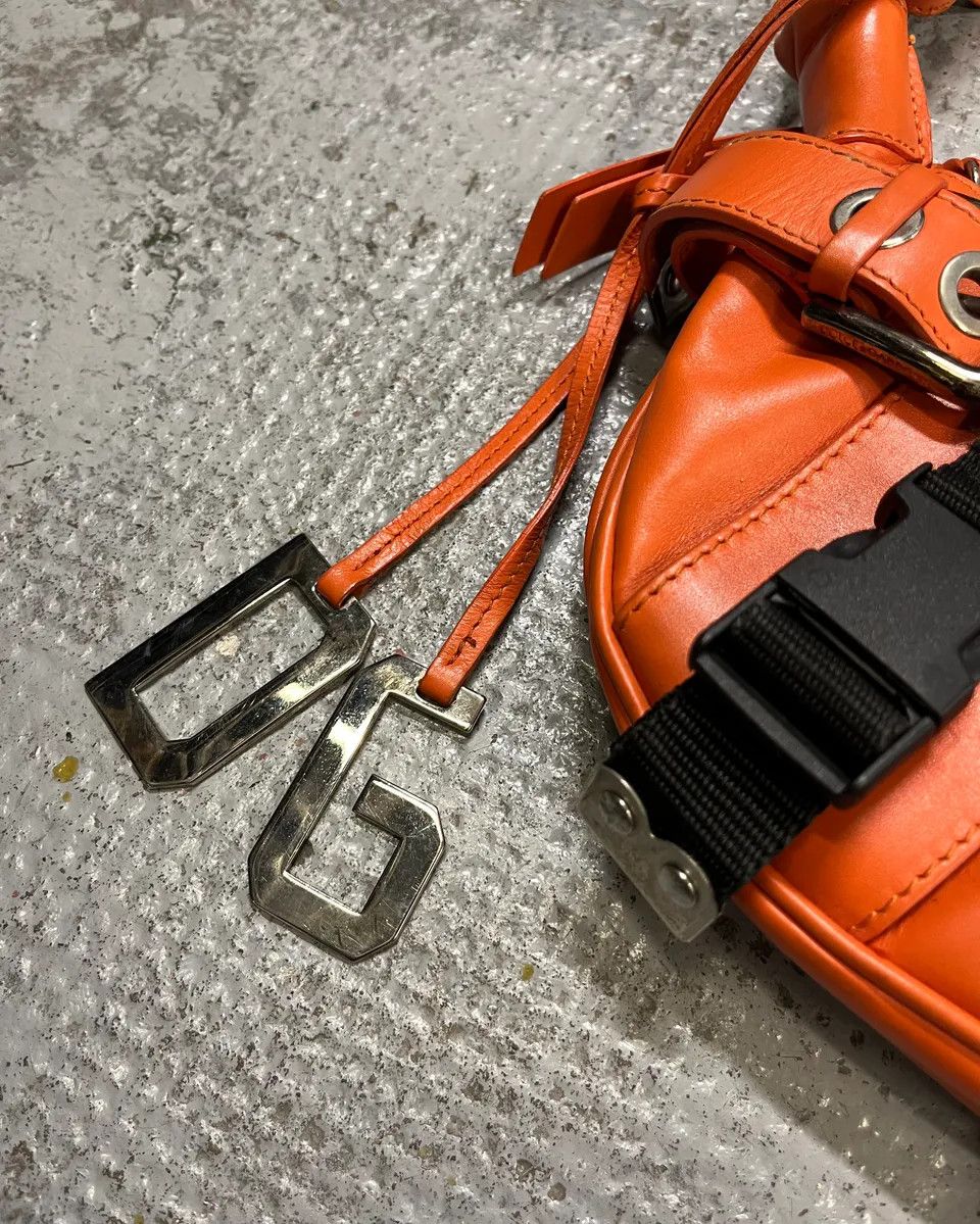 Dolce & Gabbana AW2003 Dolce & Gabbana Orange Leather Bondage Shoulder Bag Size ONE SIZE - 7 Thumbnail