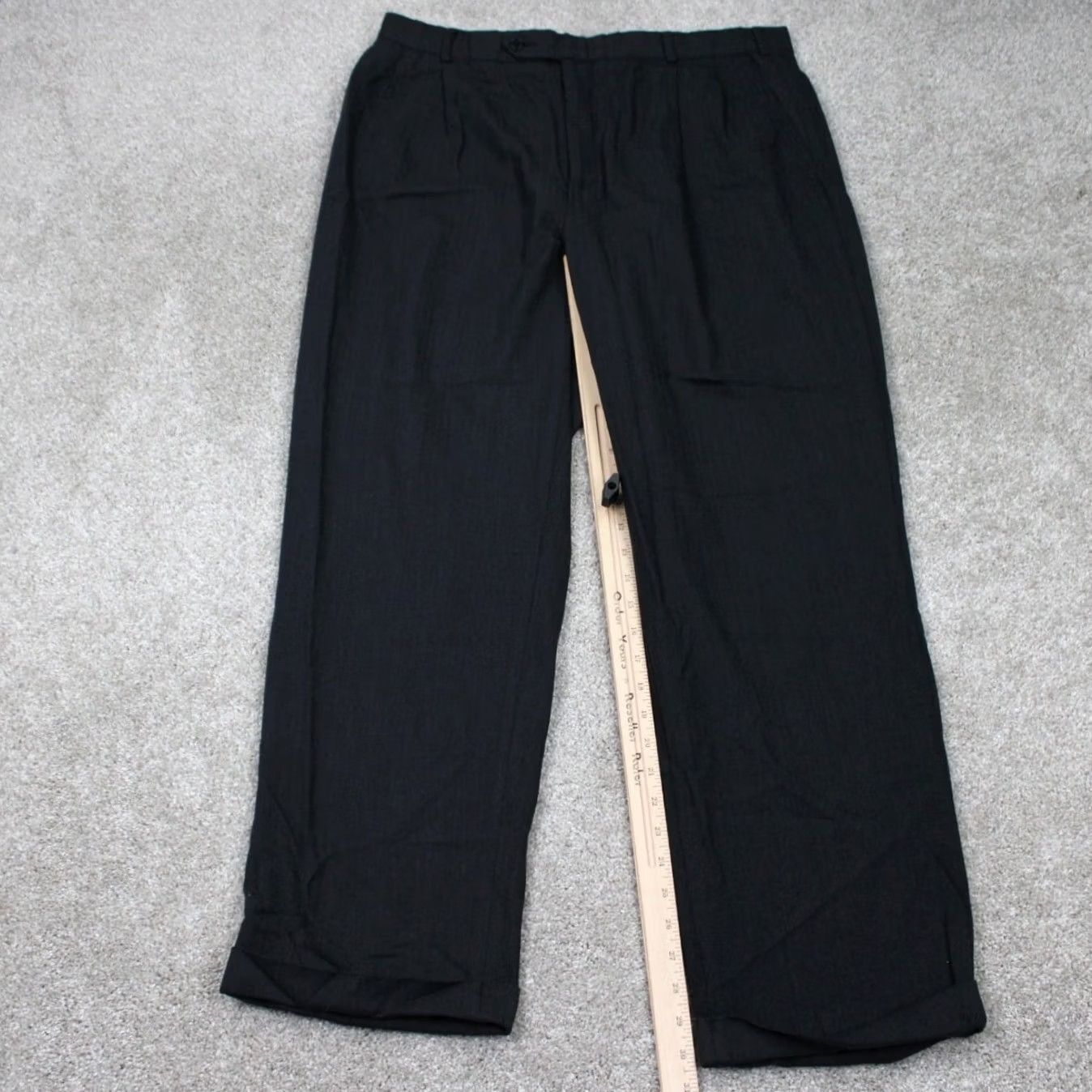 Brooks Brothers Brooks Brothers Dress Pants Mens 40x31 Black Wool Pleated Cuffed Straight Rise 346 Dress Pants Regular Size Type Pants Mens Black Brooks Brothers Size US 40 / EU 56 - 3 Thumbnail
