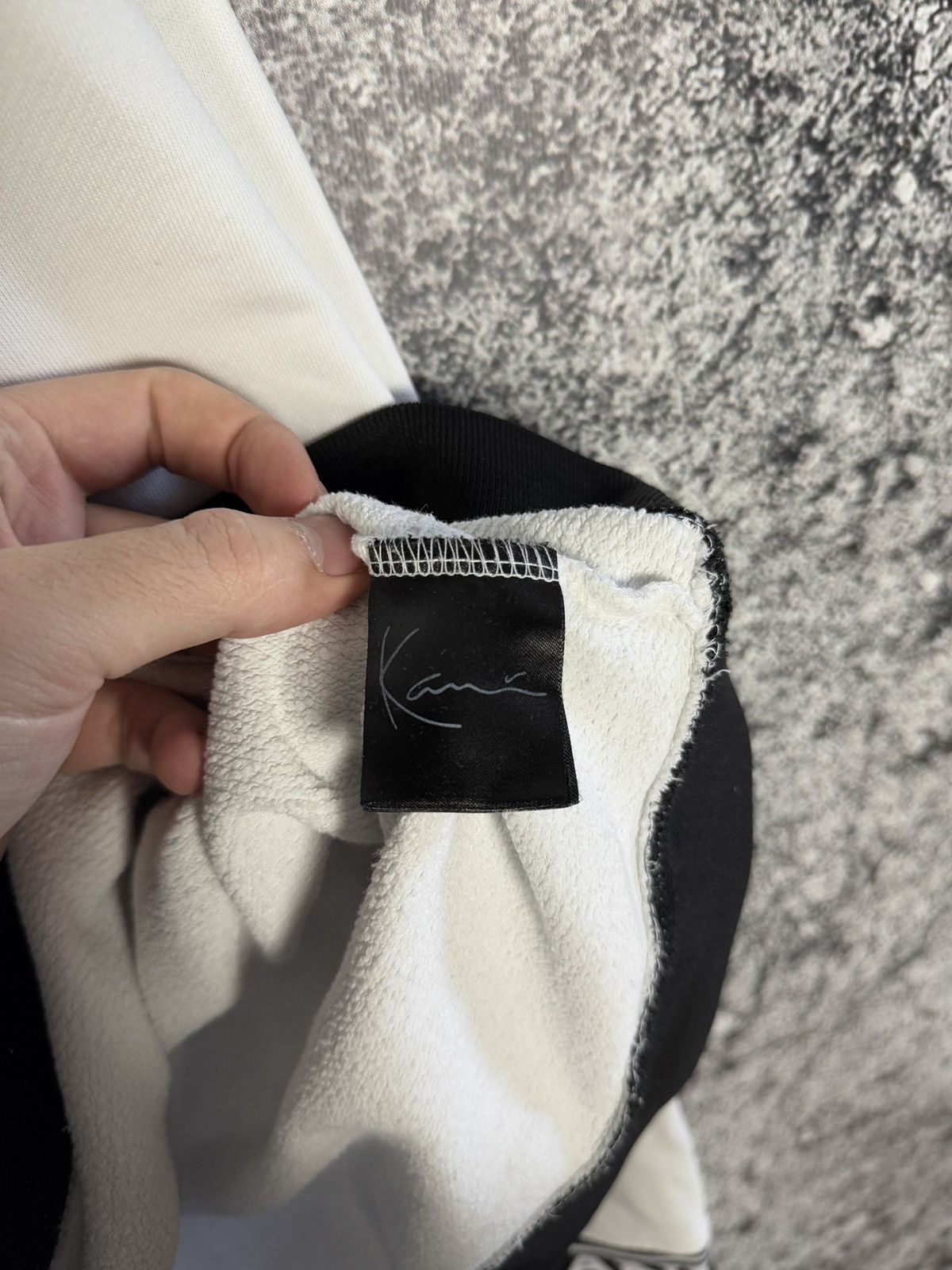 Karl Kani Men’s Karl Kani White Hoodie Streetwear Tape Logo Y2K Size M Size US M / EU 48-50 / 2 - 8 Thumbnail
