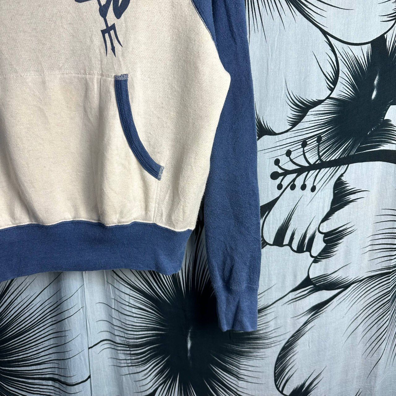 Hysteric Glamour Vintage Hysteric Glamour Devil Spellout Pullover Hoodie Size US M / EU 48-50 / 2 - 9 Thumbnail