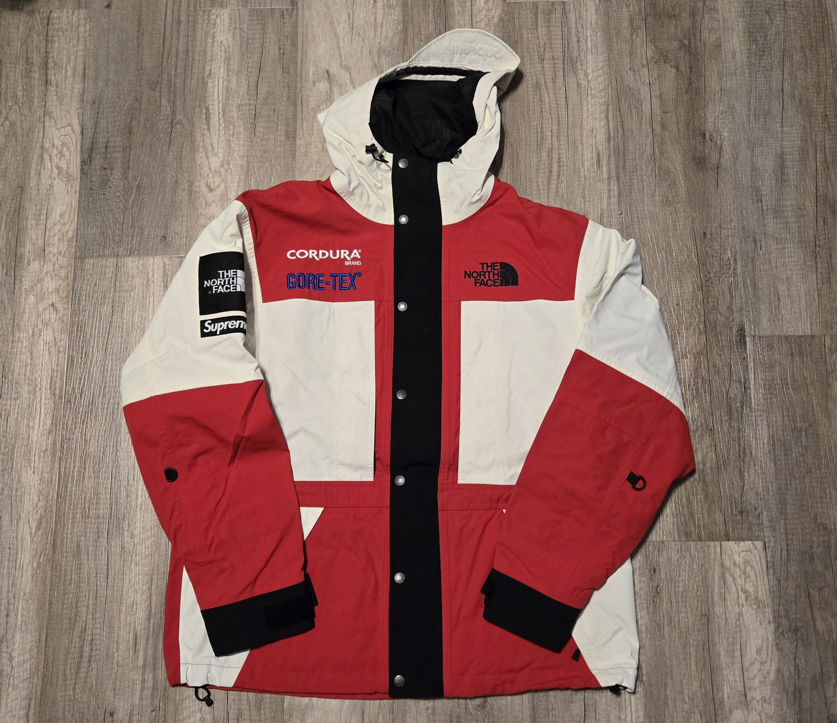 Supreme × The North Face Supreme The North Face Expedition Jacket Size US L / EU 52-54 / 3 - 1 Thumbnail