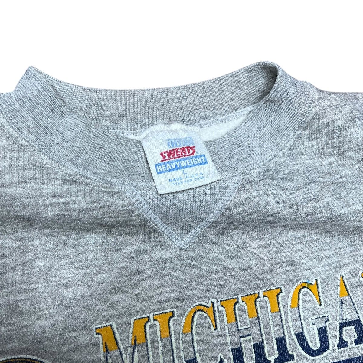 NCAA Vintage 1990s NCAA Michigan Wolverines Spell Out Sweatshirt Size US L / EU 52-54 / 3 - 2 Thumbnail