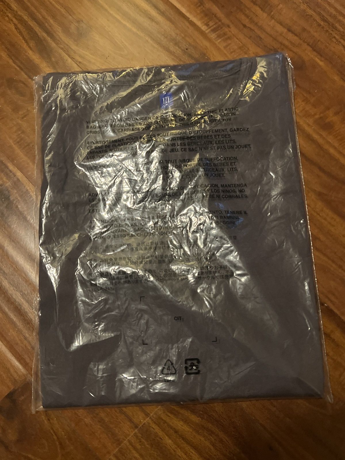 Balenciaga × Gap × Kanye West YEEZY GAP LOOSE TANK TOP Size US M / EU 48-50 / 2 - 8 Thumbnail