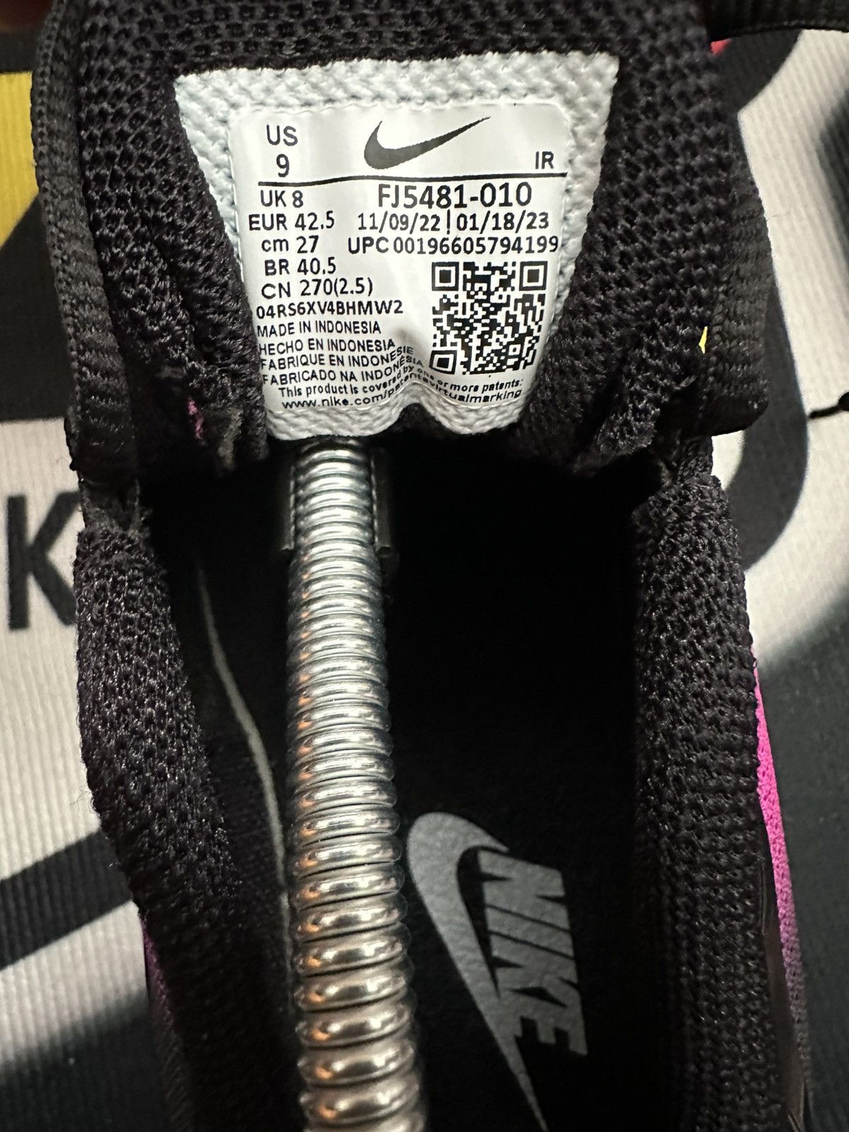 Nike Nike Air Max Plus Black/pink Size US 9 / EU 42 - 10 Thumbnail