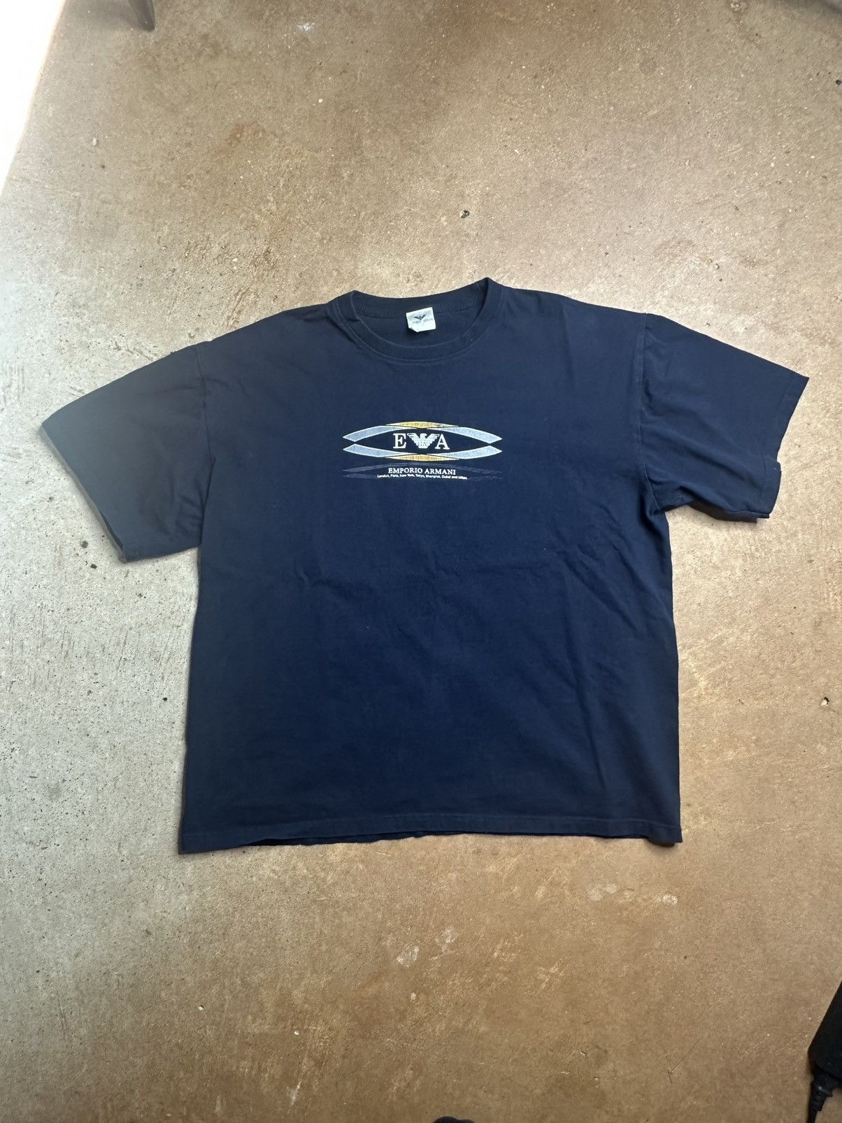 Emporio Armani × Vintage Navy Blue Y2K Emporio Armani Logo Tee Size US L / EU 52-54 / 3 - 1 Thumbnail