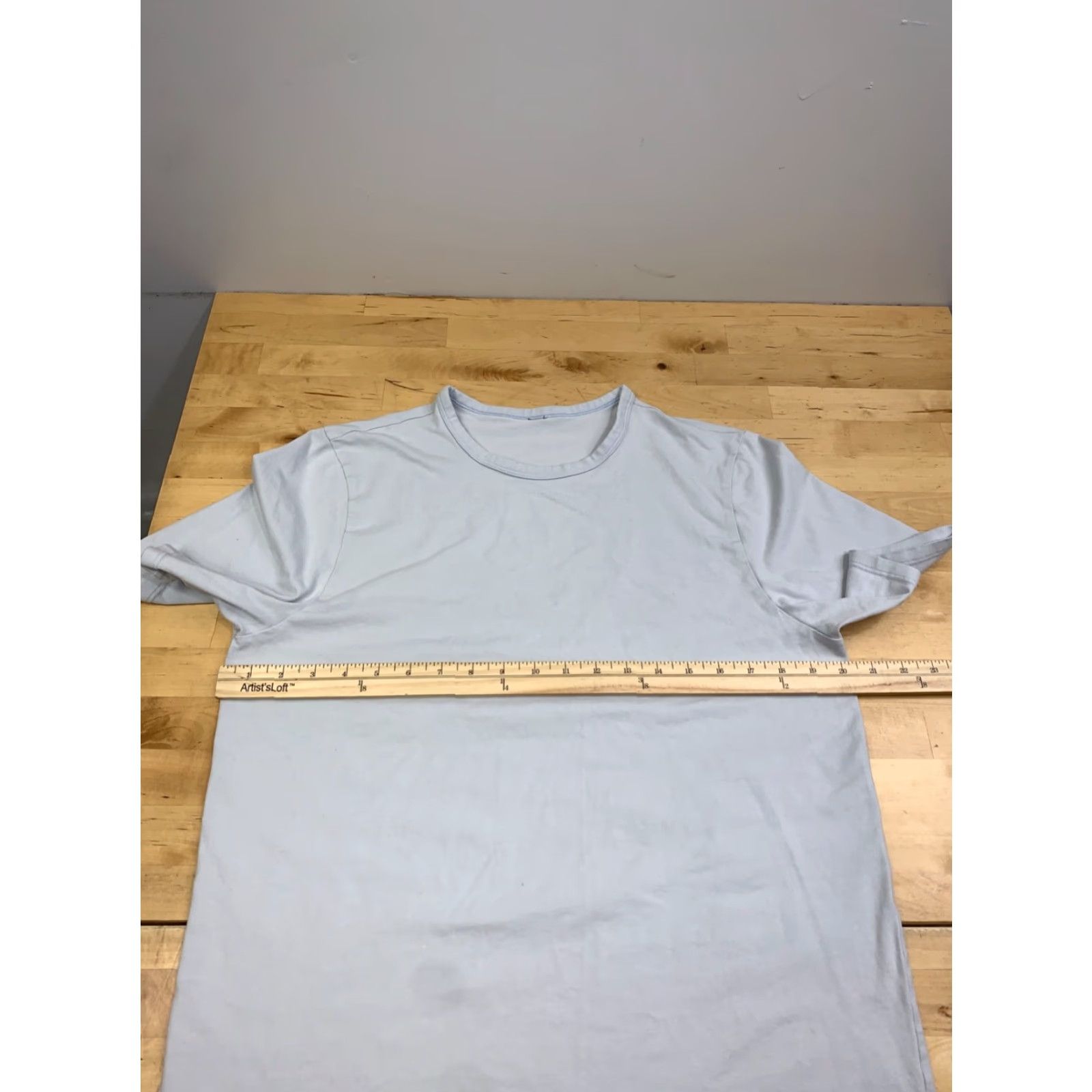 Lululemon Lululemon Shirt Men M Light Blue Short Sleeve Pullover Casual Activewear T-Shirt Size US M / EU 48-50 / 2 - 4 Thumbnail