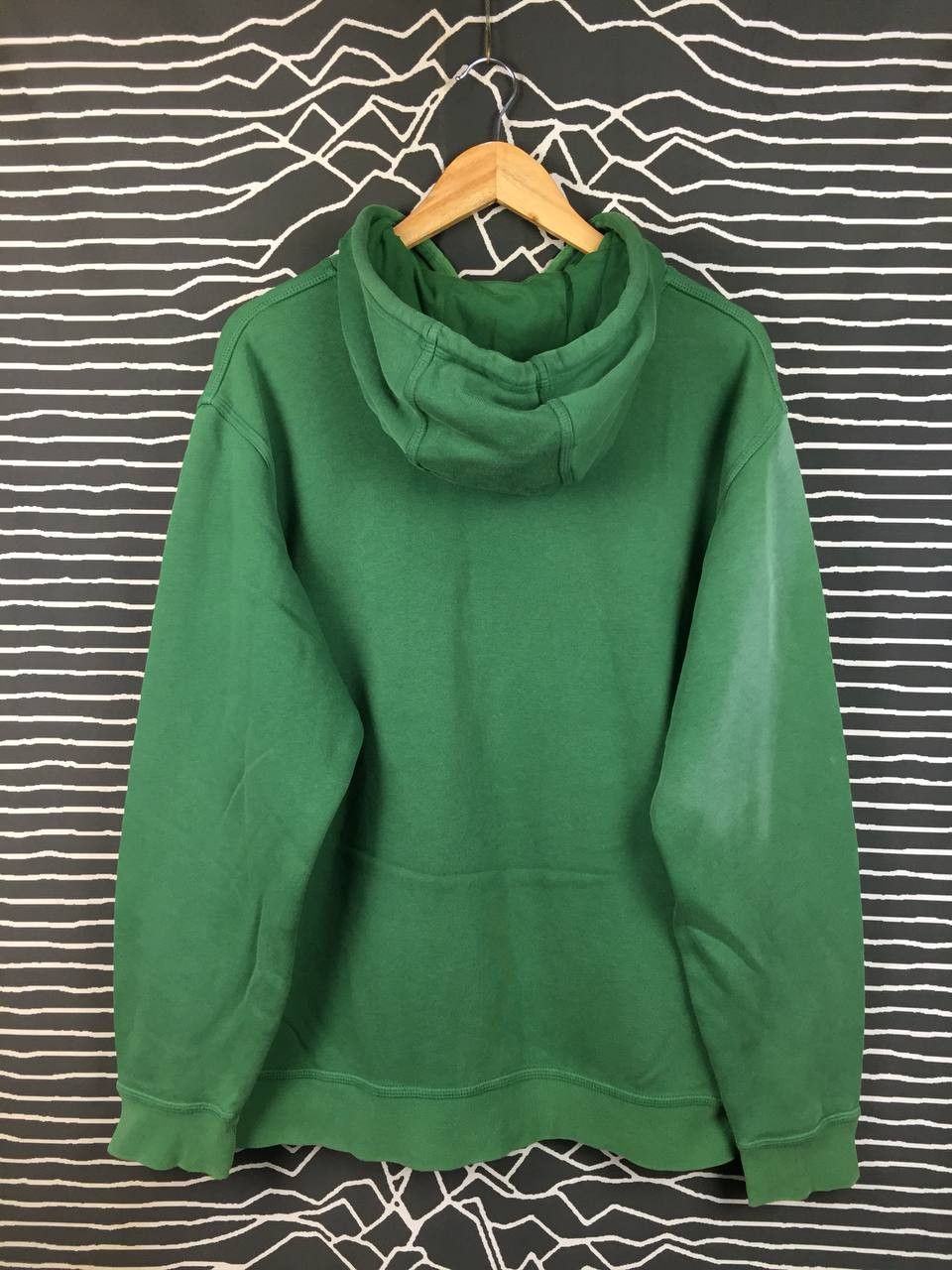 Nike Nike Sportswear Swoosh Logo Pullover Hoodie Size L Size US L / EU 52-54 / 3 - 10 Thumbnail