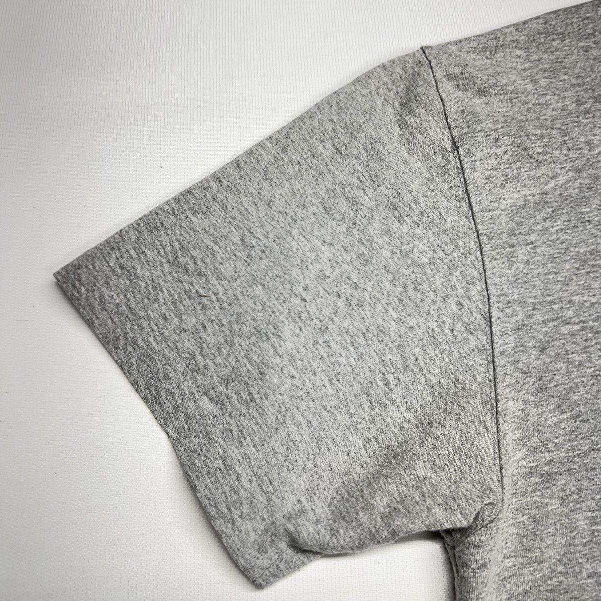Carhartt Carhartt Tee Shirt Grey Original Fit Pocket Logo Workwear Size US L / EU 52-54 / 3 - 11 Thumbnail