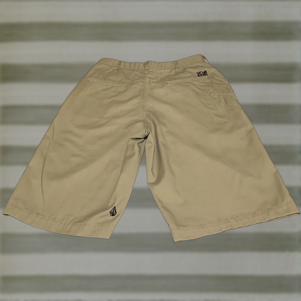 Volcom Volcom Stone 29 x 12" Khaki Weirder Chino Shorts Mens 29 Khaki Beige Flat Front Pockets Logo Vintage No Size US 29 - 1 Thumbnail