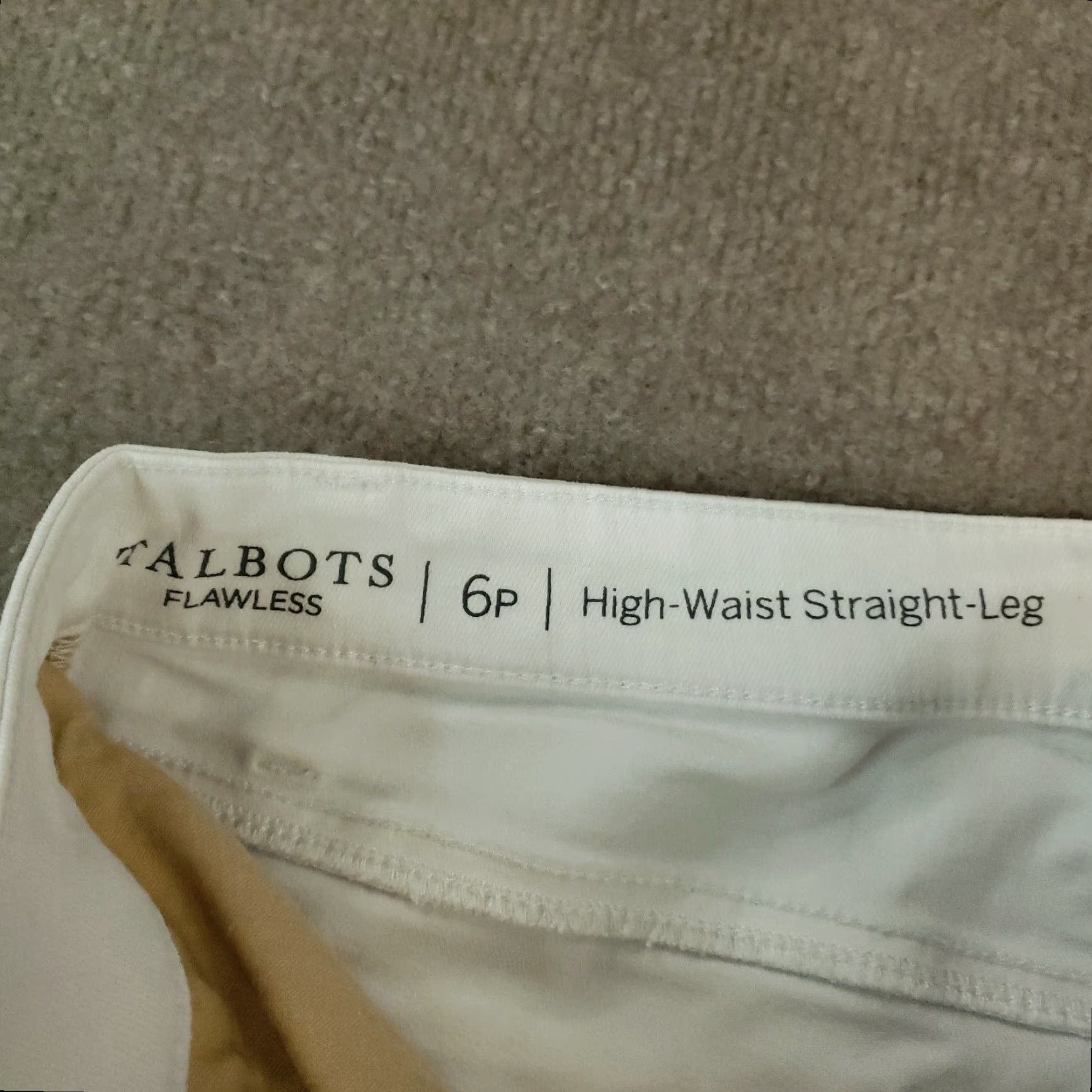 Talbots Talbots Women's Petite White High Rise Straight Leg Stretch Jeans Size 6 Size 30" / US 8 / IT 44 - 7 Thumbnail