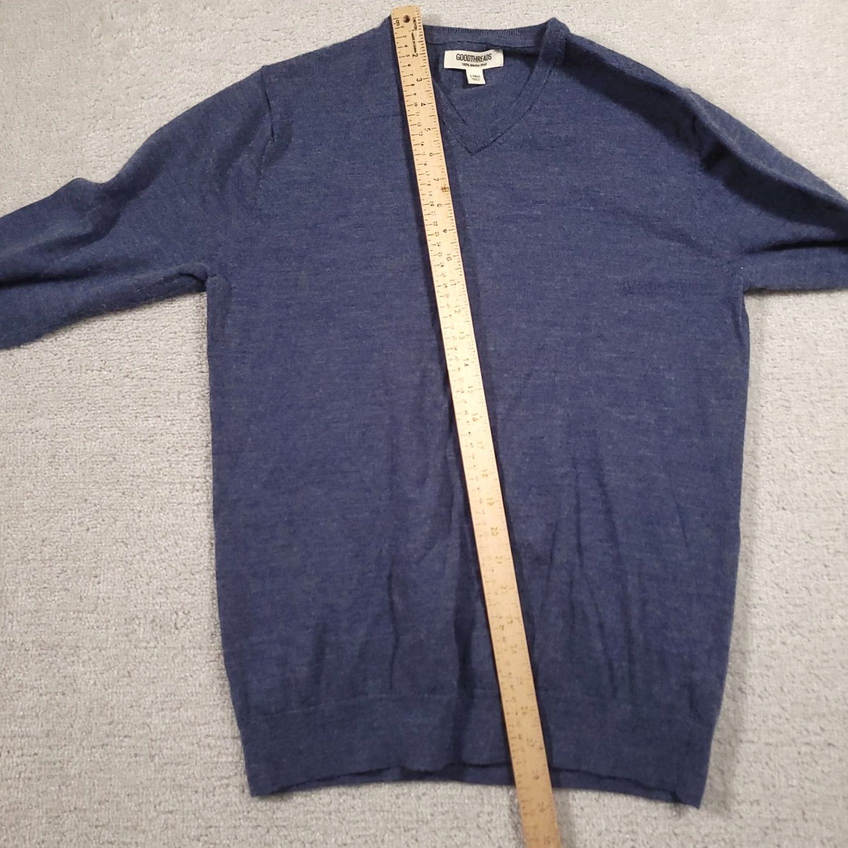 Vintage VINTAGE Goodthreads Men’s 100% Merino Wool V-Neck Sweater Blue Long Sleeve LT Big & Tall Mens Pullover Classic Preppy Knit Shirt Size US L / EU 52-54 / 3 - 5 Thumbnail