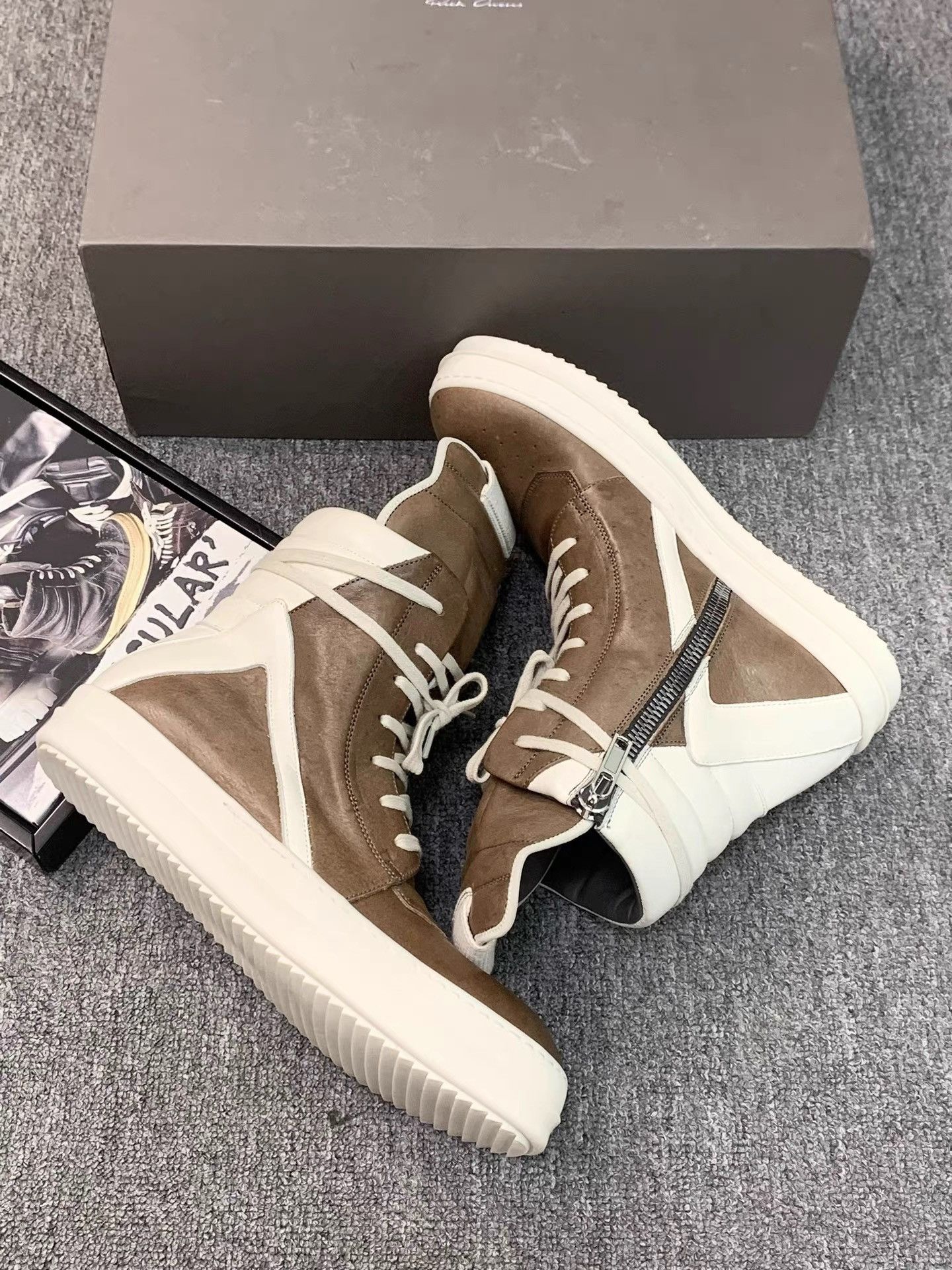Rick Owens Rick Owens New Vintage Leather Inverted Triangle K34 Size US 8 / EU 41 - 5 Thumbnail