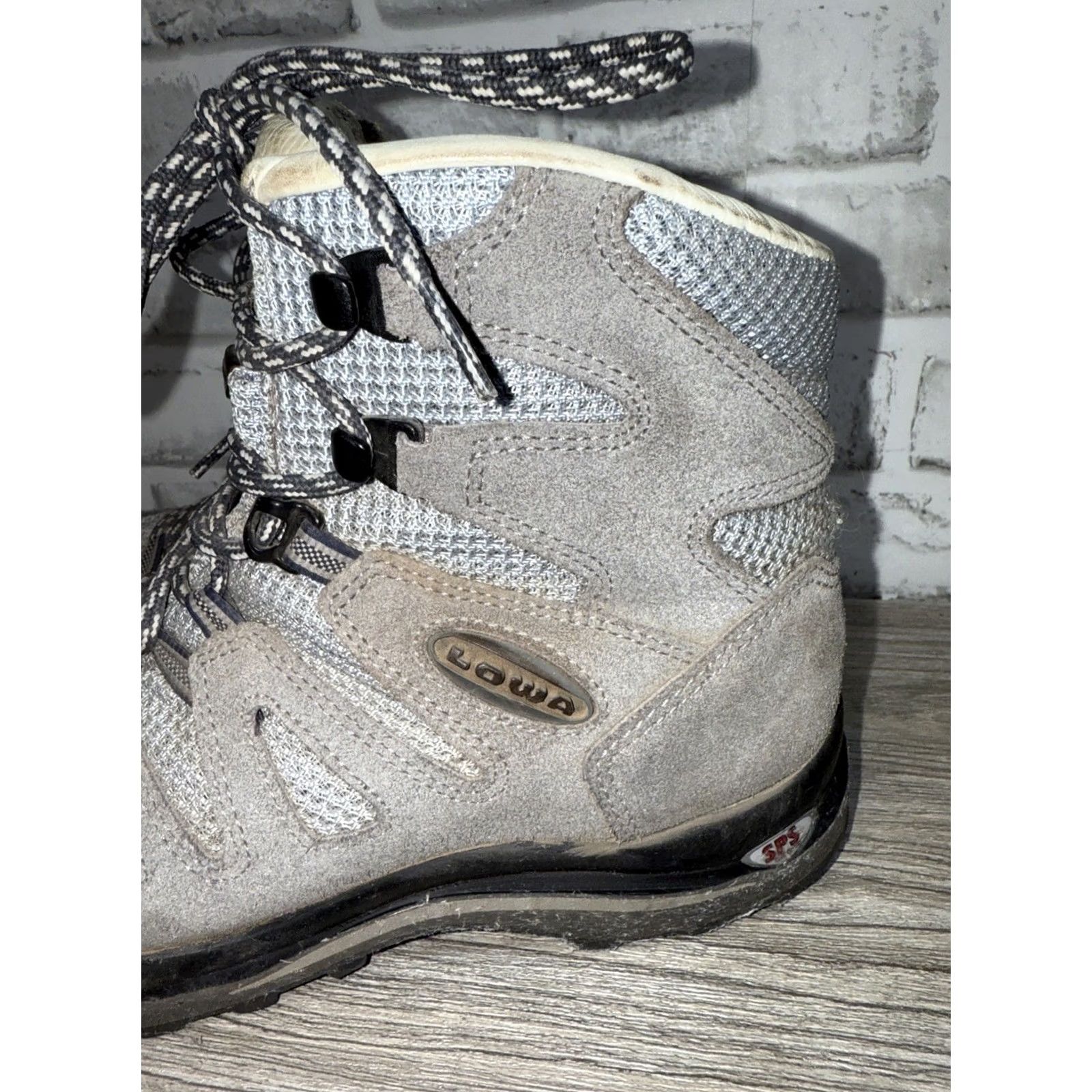 LOWA LOWA Boots Womens Gray Suede Hiking ITALY Size US 8 / IT 38 - 3 Thumbnail