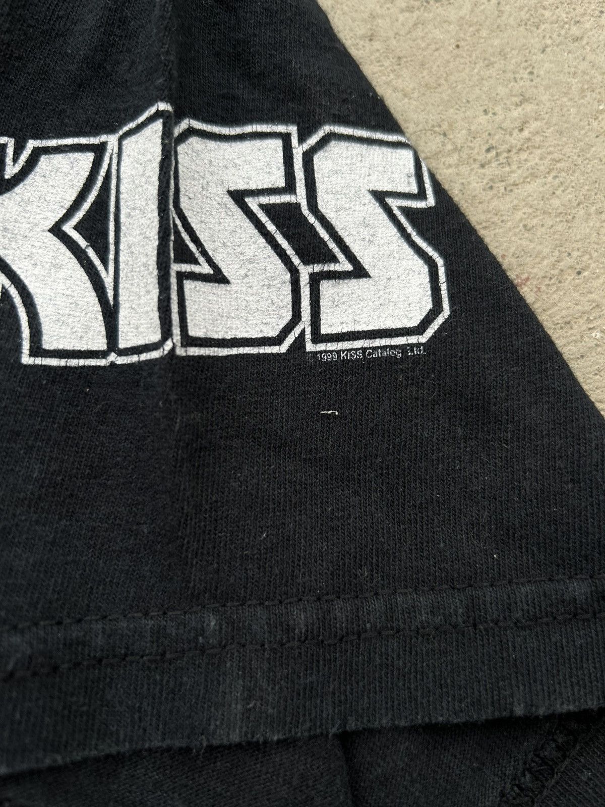 Band Tees 💥RARE VINTAGE💥 1999 KISS GENE SIMMONS Size US L / EU 52-54 / 3 - 6 Thumbnail