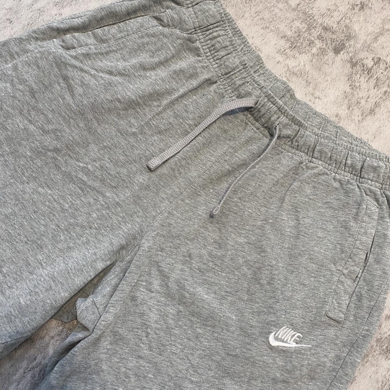 Nike Nike Shorts Sportswear Rap hip hop Summer Vacation Grey Size US 30 / EU 46 - 3 Thumbnail