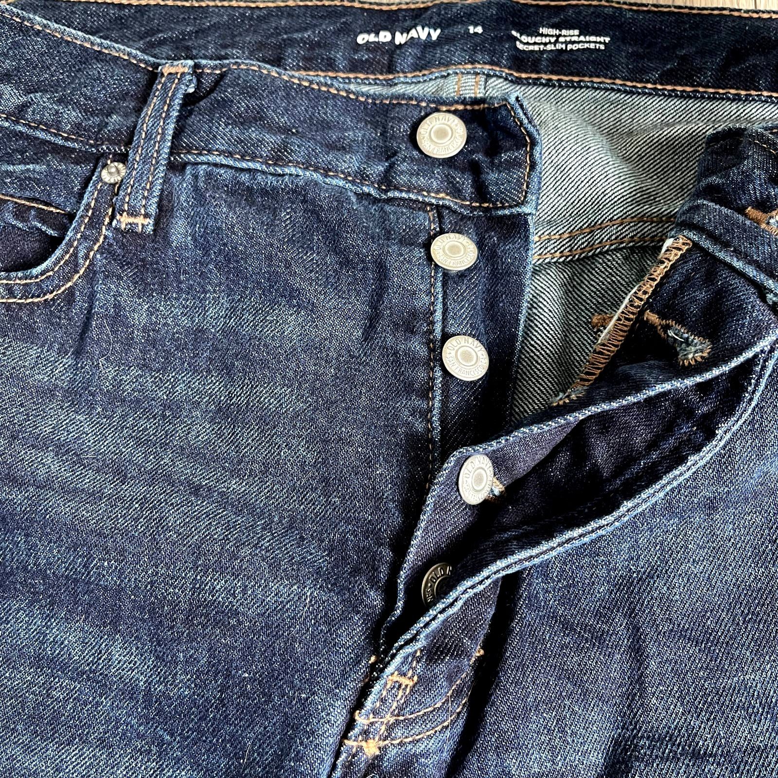 Old Navy Old Navy High Rise Slouchy Straight Dark Denim CAPRI Jean 14 Size 36" / US 14 / IT 50 - 6 Thumbnail