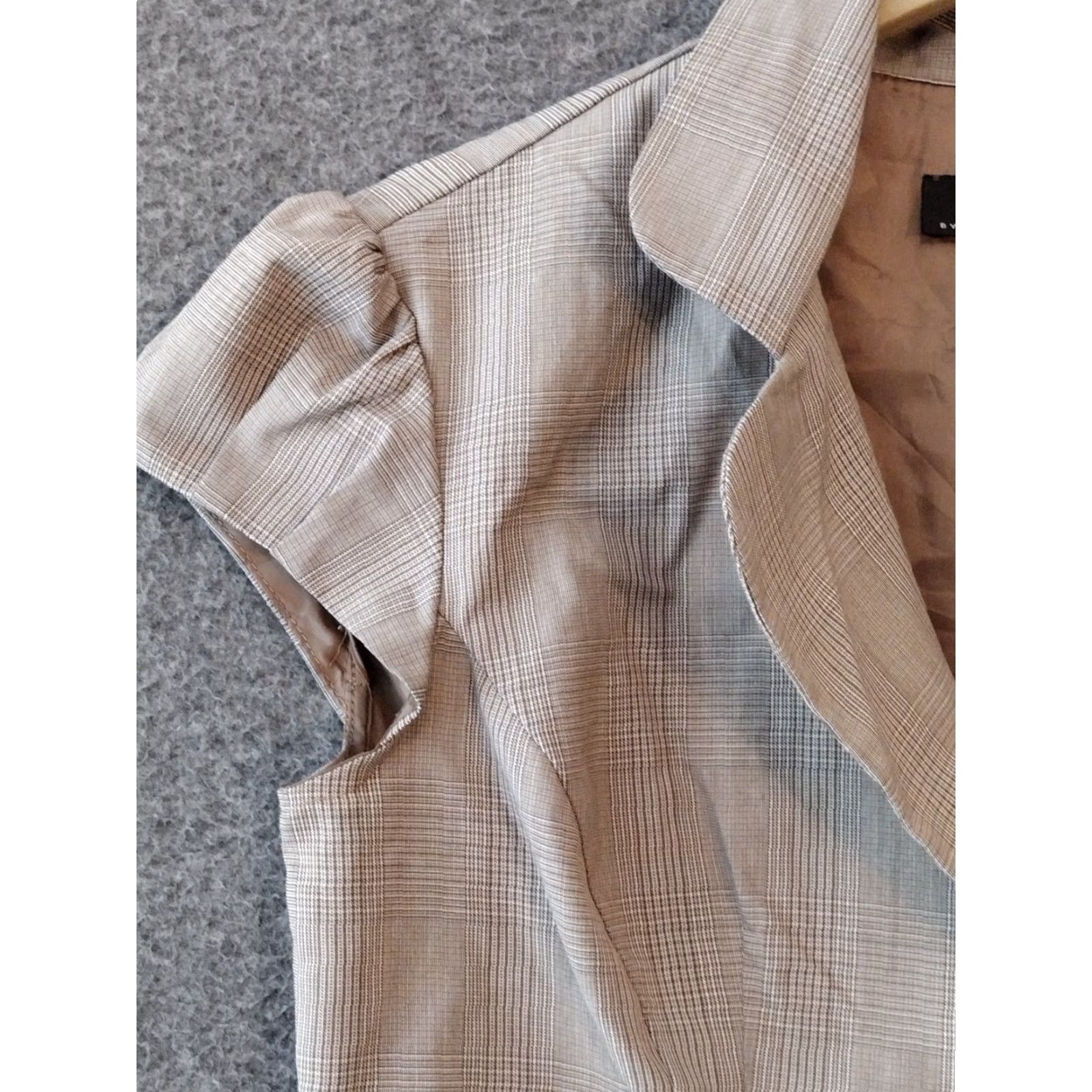Vintage BYER WORKS Blazer Women's Beige Plaid Collared Short Sleeve Pockets Size M Size M / US 6-8 / IT 42-44 - 7 Thumbnail