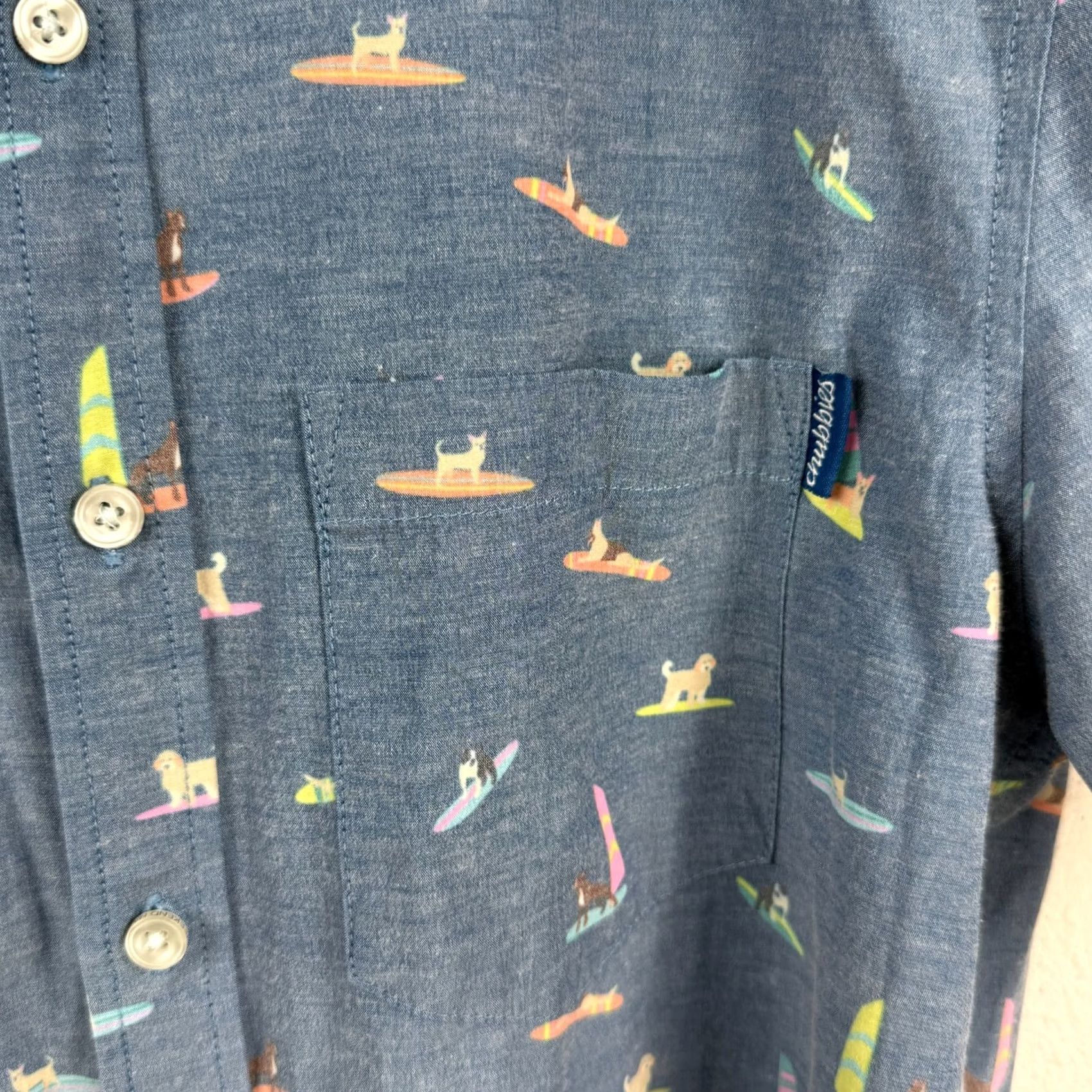 Chubbies Chubbies Shirt Mens S Blue Dog Surf Short Sleeve Button Up Summer Preppy Shirt Size US S / EU 44-46 / 1 - 5 Thumbnail